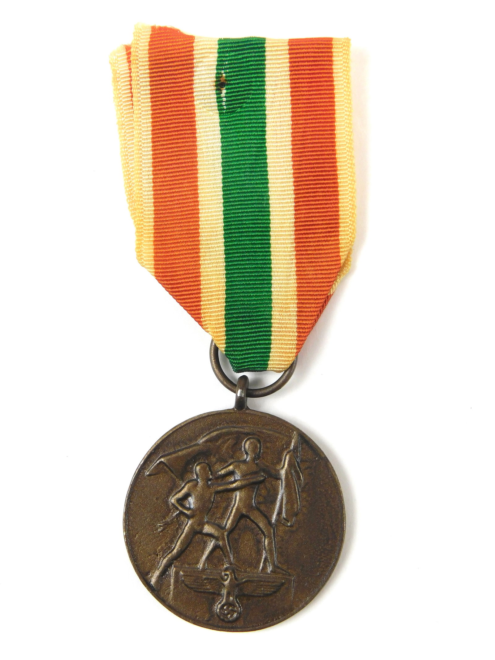 German Germany WW2 Badge Medal: German WW2 Badge. Not authenticated. LiveAuctioneers is currently displaying only their own expensive shipping options. However, we offer reasonably priced in-house shipping on most items. Please cont