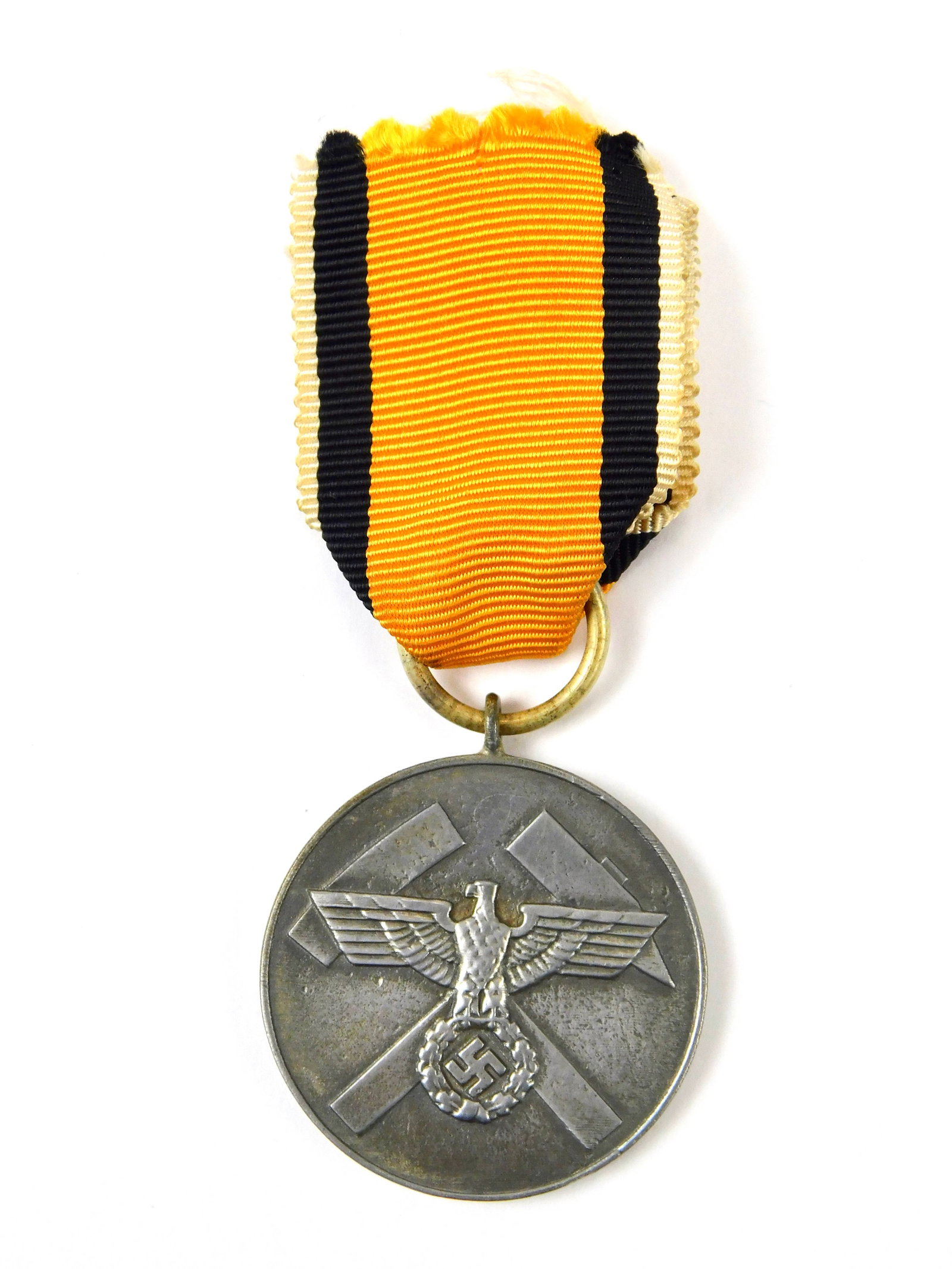 German Germany WW2 Badge Medal: German WW2 Badge. Not authenticated. LiveAuctioneers is currently displaying only their own expensive shipping options. However, we offer reasonably priced in-house shipping on most items. Please cont