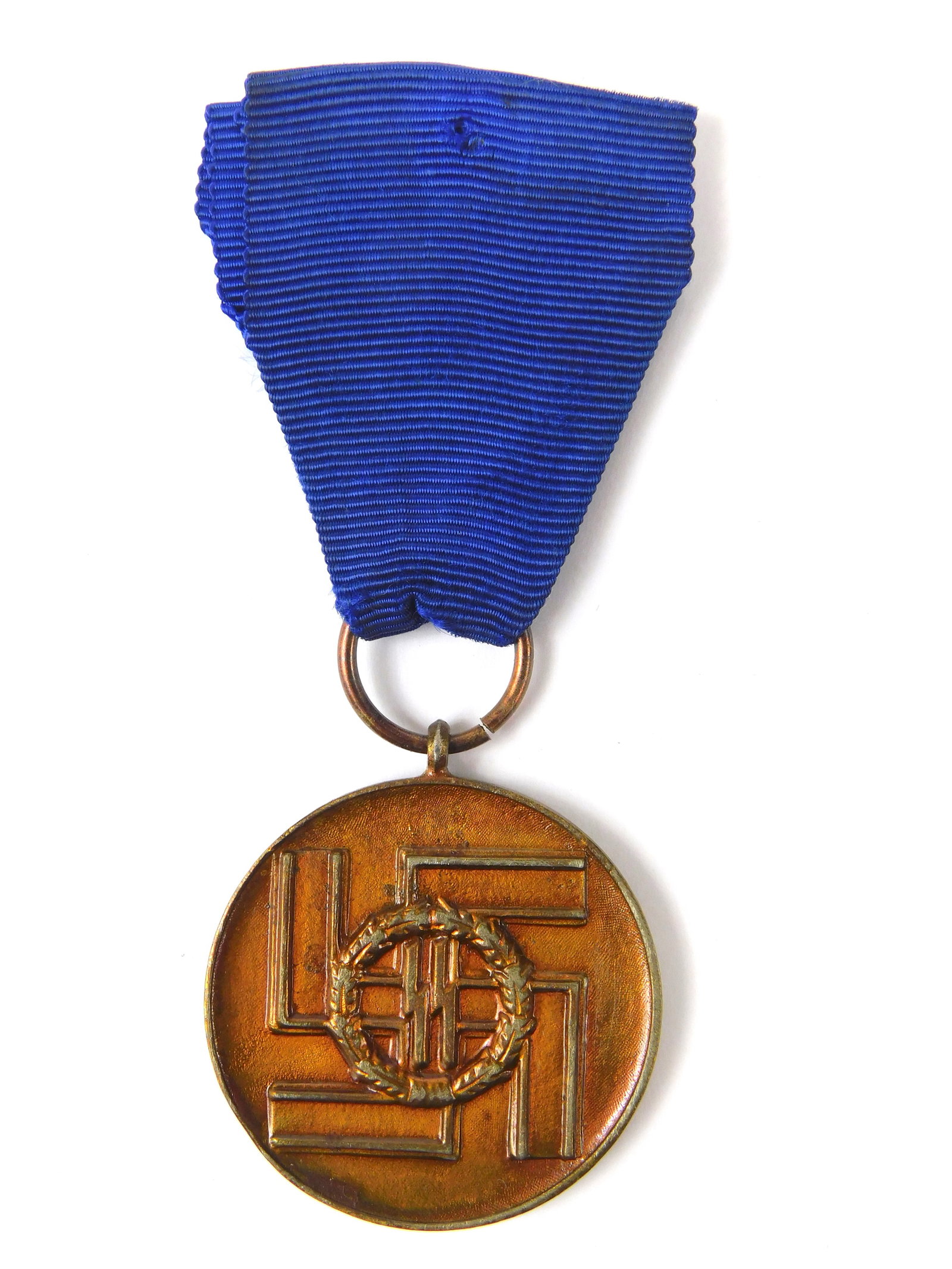 German Germany WW2 Badge Pin: German WW2 Badge. Not authenticated. LiveAuctioneers is currently displaying only their own expensive shipping options. However, we offer reasonably priced in-house shipping on most items. Please cont