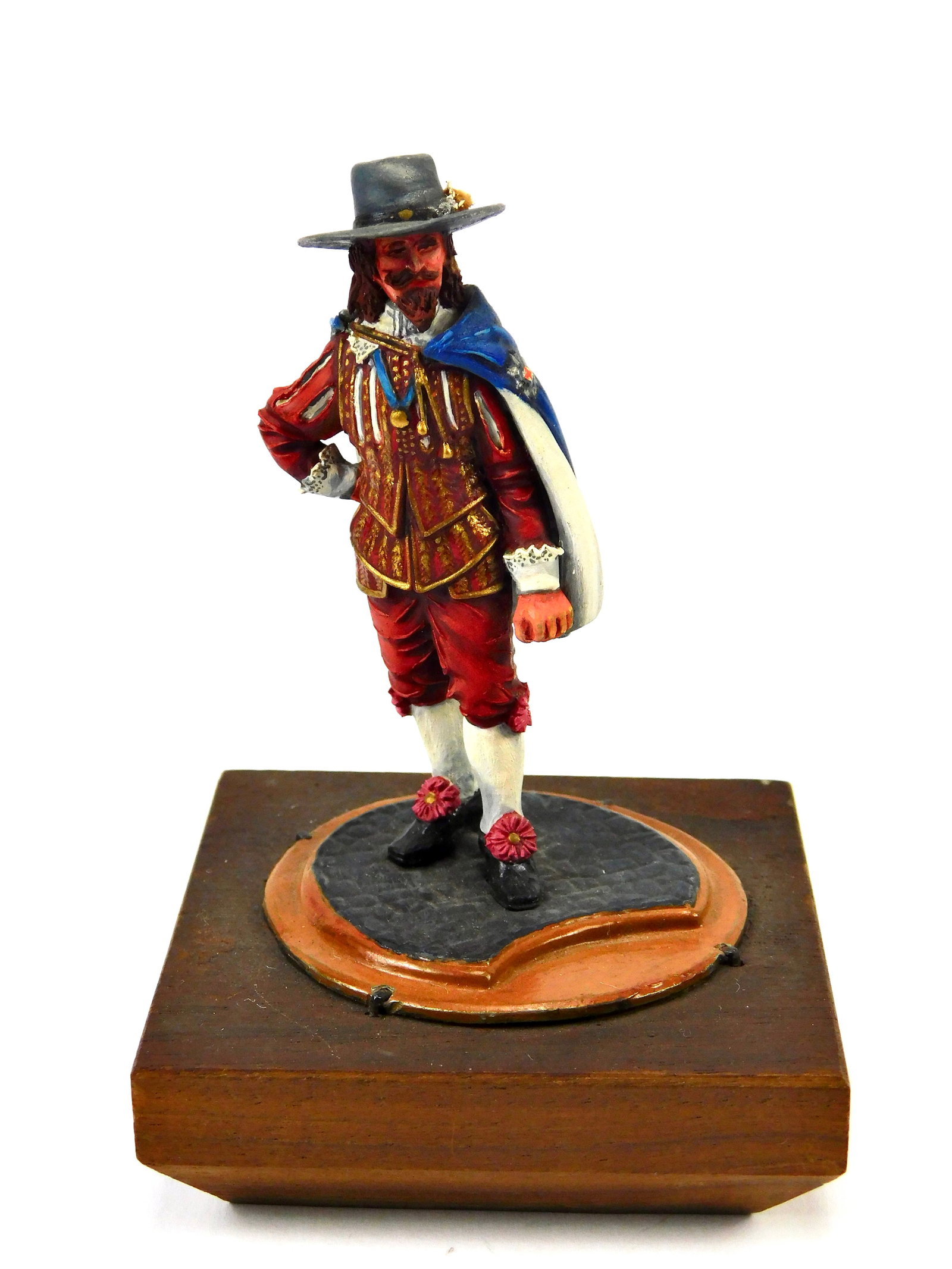 Vintage Figurine Statue Toy Soldier Military Collectable Toy: Vintage Figurine. LiveAuctioneers is currently displaying only their own expensive shipping options. However, we offer reasonably priced in-house shipping on most items. Please contact us directly for