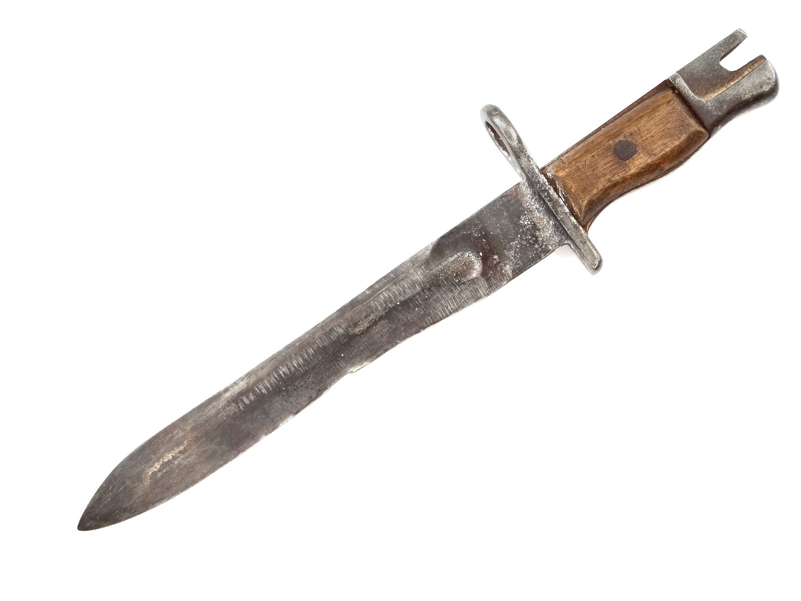 Canadian Canada or US WW1 WWI WWII WW2 Training Rifle Bayonet Knife: US or Canadian WW1-WW2 Training Rifle Bayonet. No scabbard. Knife is 12 1/4" total length. The blade is 8 3/8". Condition pictured. LiveAuctioneers is currently displaying only it's own expensive ship
