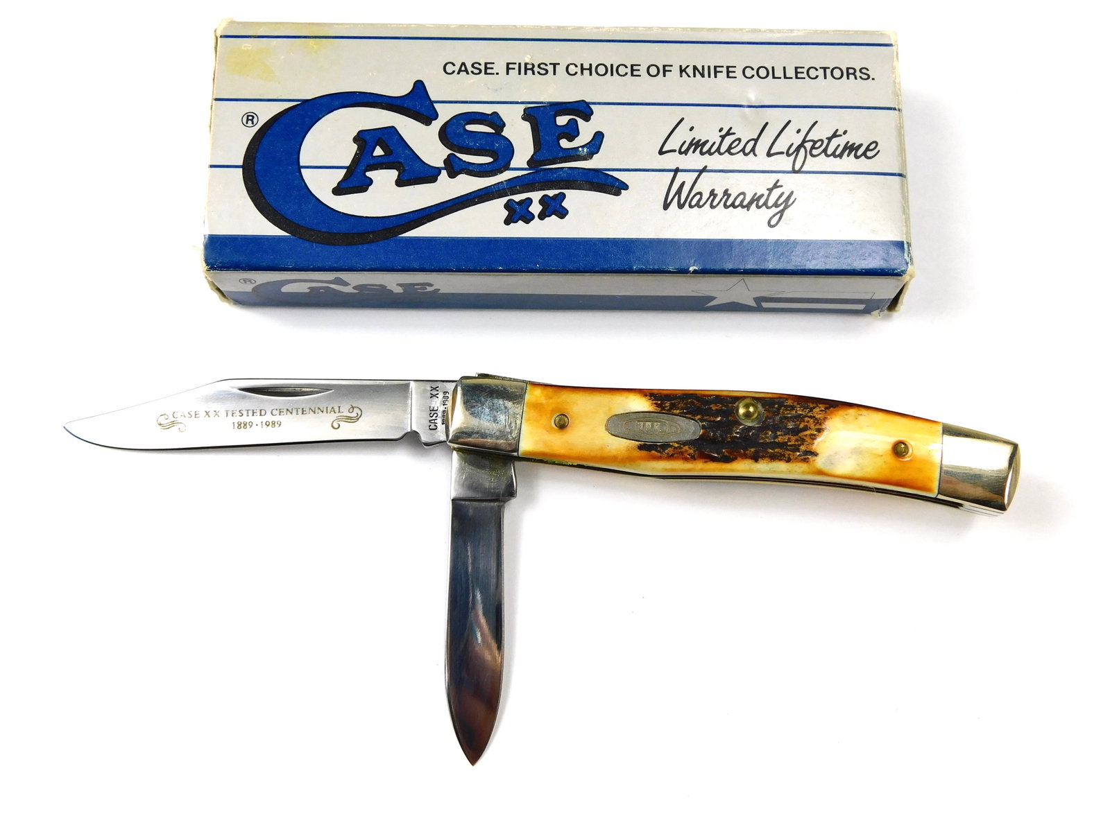 Vintage US Case XX 52032SS Stag Pen 1889 1989 Centennial Folding Pocket Knife: US 1989 Case XX 52032SS Genuine Stag Pen 1889-1989 Centennial Folding Pocket Knife with box.Blades snap, no wobble. Measurements are pictured. LiveAuctioneers is currently displaying only its own expe