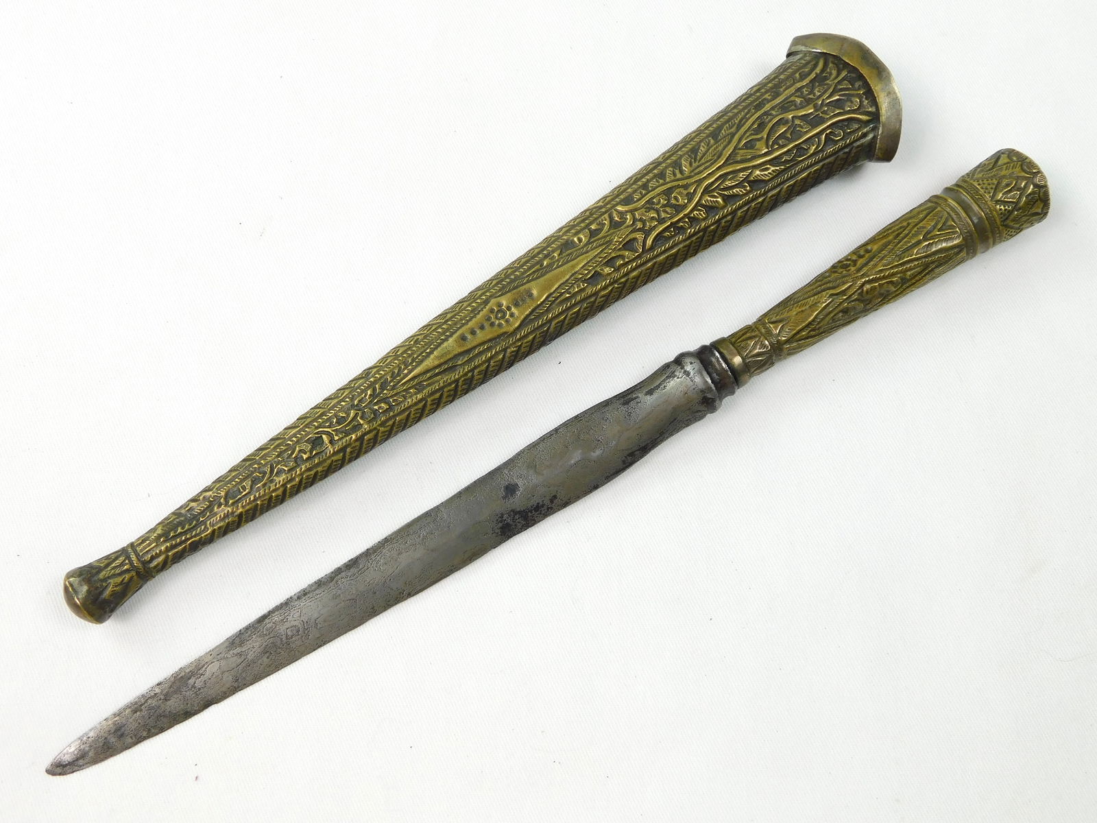 Antique Middle East Turkish Damascus Knife Spear Dagger: Antique Middle Eastern Damascus Blade Fighting Knife with Scabbard. Solid, no loose parts. 11 3/4" total length. Blade is 7 1/2". LiveAuctioneers is currently displaying only its own expensive shippin