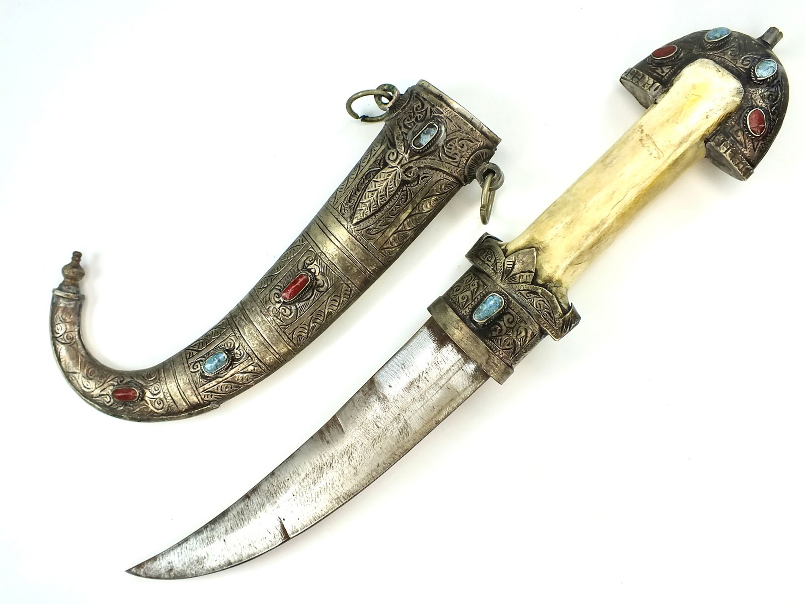 Antique Middle East Jambia Islamic Persian Jeweled Knife Dagger: Antique Middle Eastern Jambia Jeweled Knife with Scabbard. The knife is solid, no loose parts. Ox bone handle. Size: 14 1/8" total length, the blade is 7". Sorry, no international shipping for this it