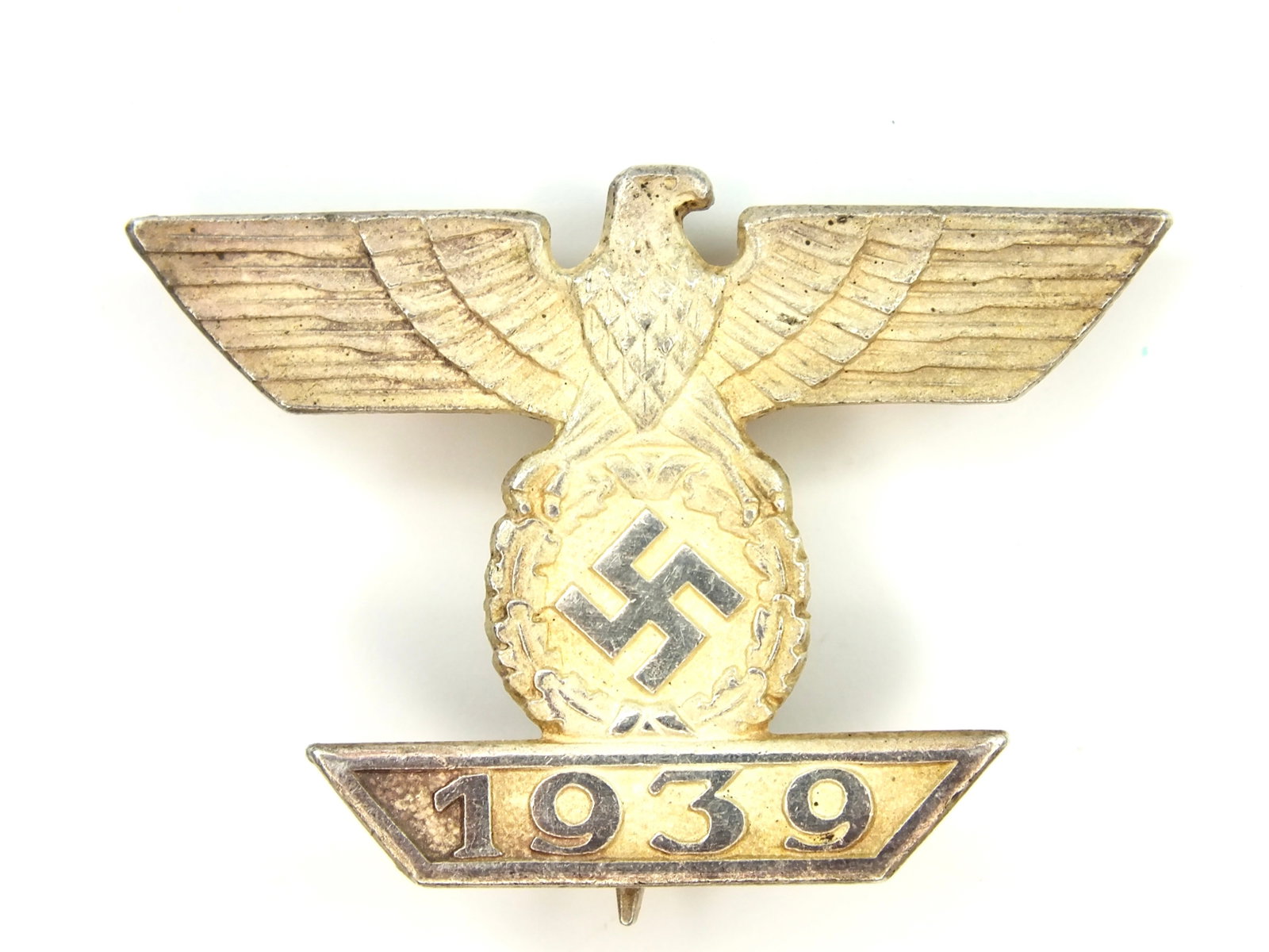 German Germany WW2 WWII Iron Cross 1st Class Badge: Vintage WW2 German Badge. Measurements pictured. Conditions pictured. LiveAuctioneers is currently displaying only it's own expensive shipping options. However, we offer reasonably priced in-house shi