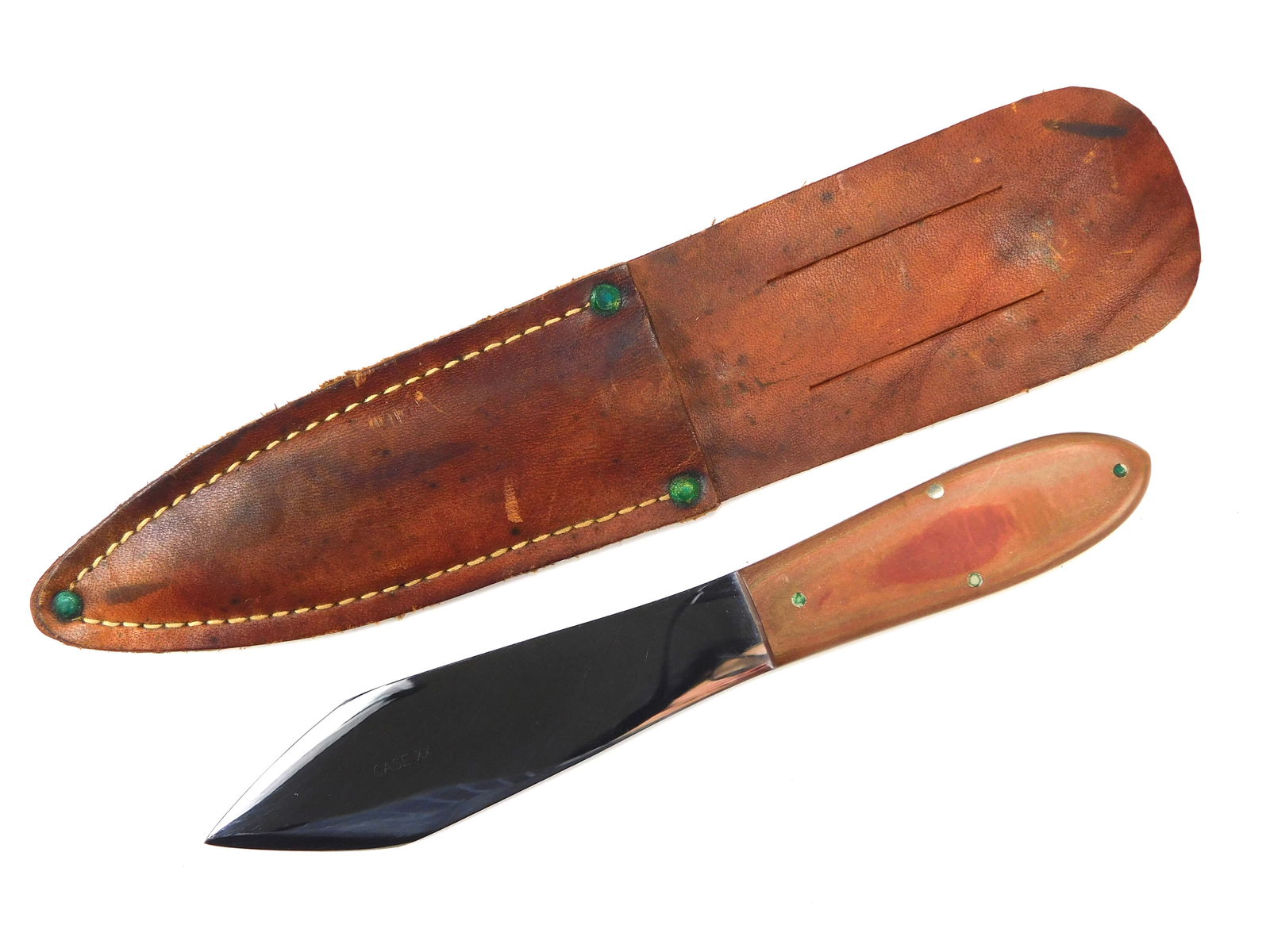 US Case XX Vintage Throwing Sport Knife: Vintage US Case XX Throwing Knife with Leather Sheath. The knife is solid, with no loose parts. Size: 7 1/4" total length, the blade is 4 3/8". LiveAuctioneers is currently displaying only it's own ex