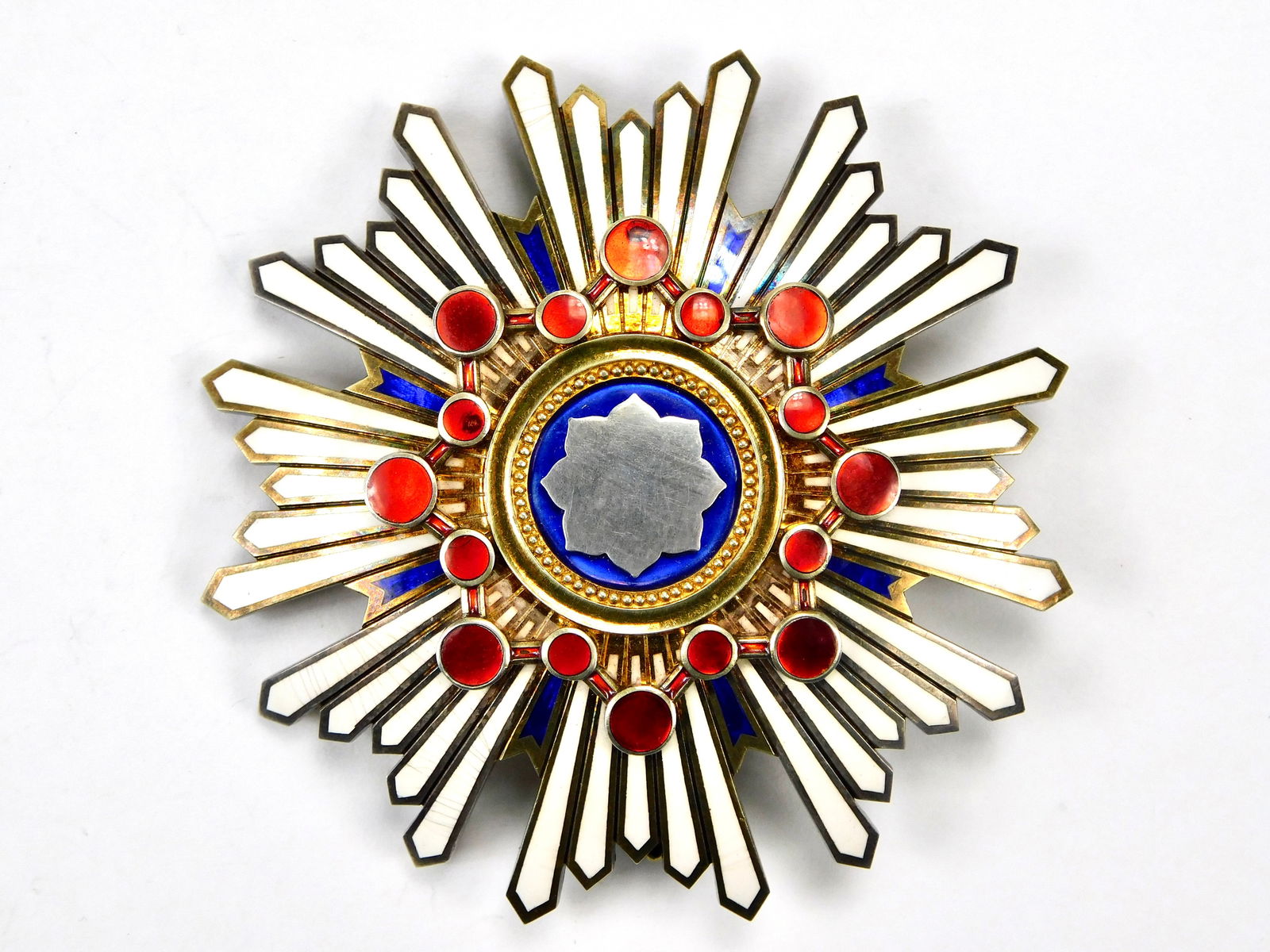 Japan WW2 Order of Sacred Treasure 2nd Class Silver Enamel Star Badge (1 of 10)