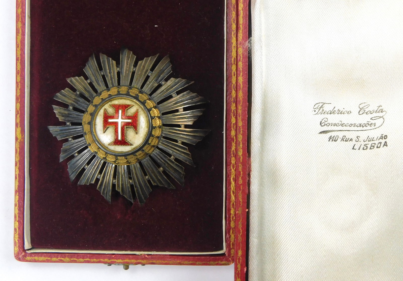 Portugal Royal Military Order of Christ Breast Star to Commander's Cross Box Enamel (1 of 12)