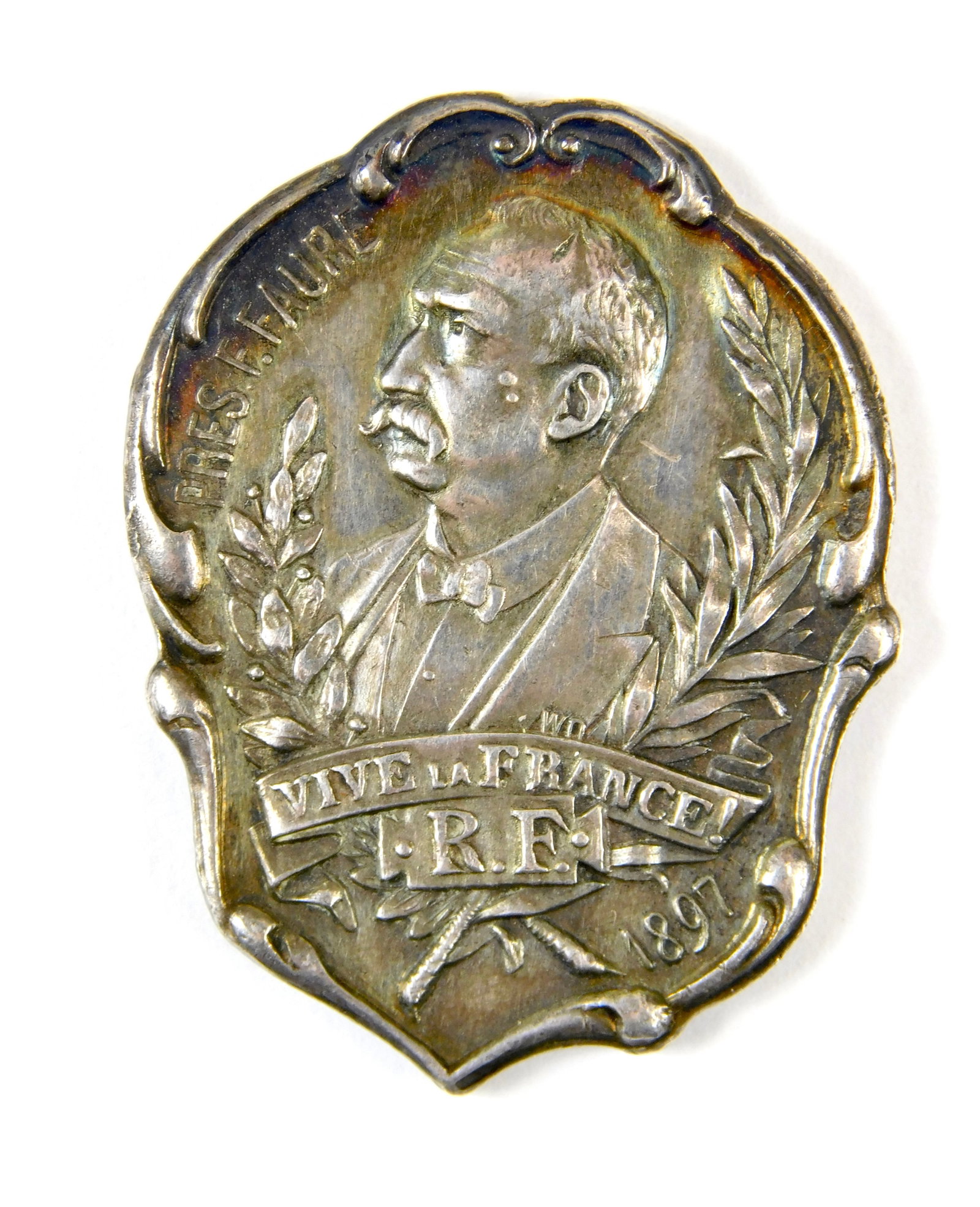 1897 French Russian Alliance Medal Félix Faure Vive La France RF Welcome to Russia: In-House Shipping. 1897 French and Russian Alliance medal with portrait of French President Félix Faure and inscription Vive La France RF, reverse with Russian woman in traditional dress holding 