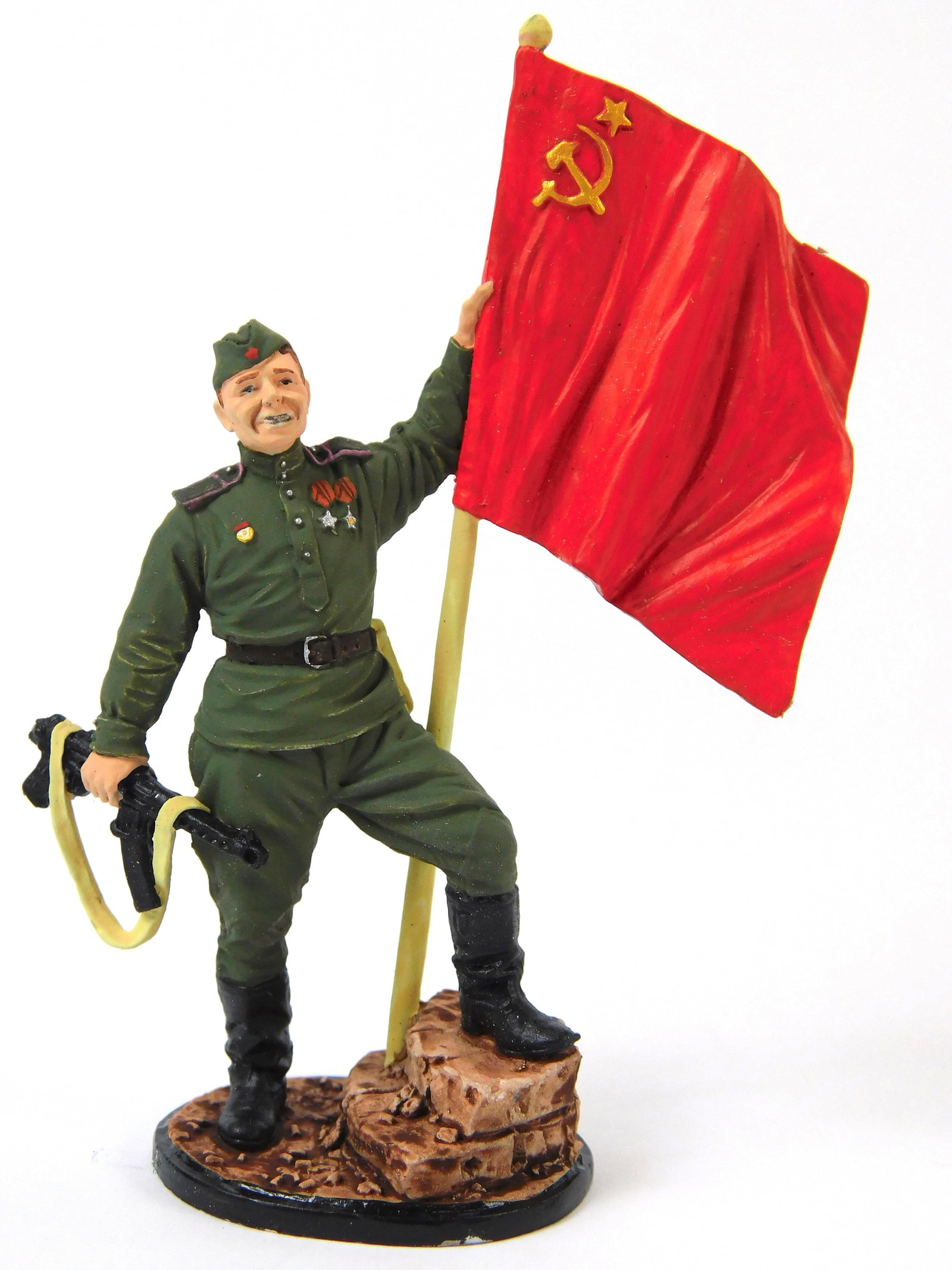 Vintage 1970s European EK Castings Colored Tin Toy Soldier USSR Guards Corporal Red Army Infantry: In-House Shipping. Vintage 1970s European EK Castings Colored Painted Tin Toy Soldier, USSR Guards Corporal of the Red Army Infantry with the Soviet Flag. 1943-45, marked