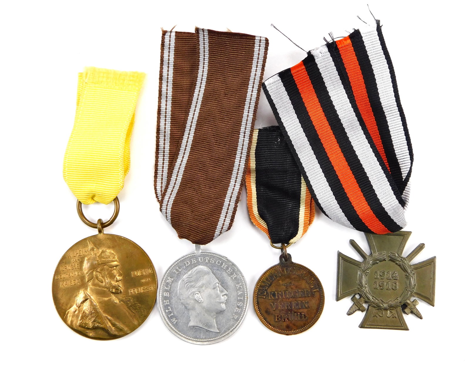 Antique German Austrian WW1 Set of 4 Medal Order Badge Award (1 of 10)