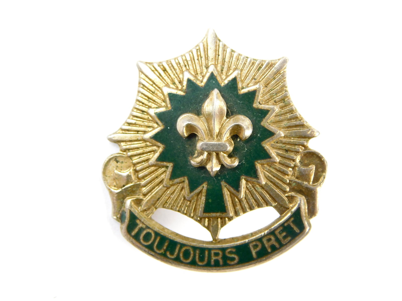 Vintage US Army 2nd Cavalry Regiment Unit Crest Toujours Pret Pin Badge (1 of 3)