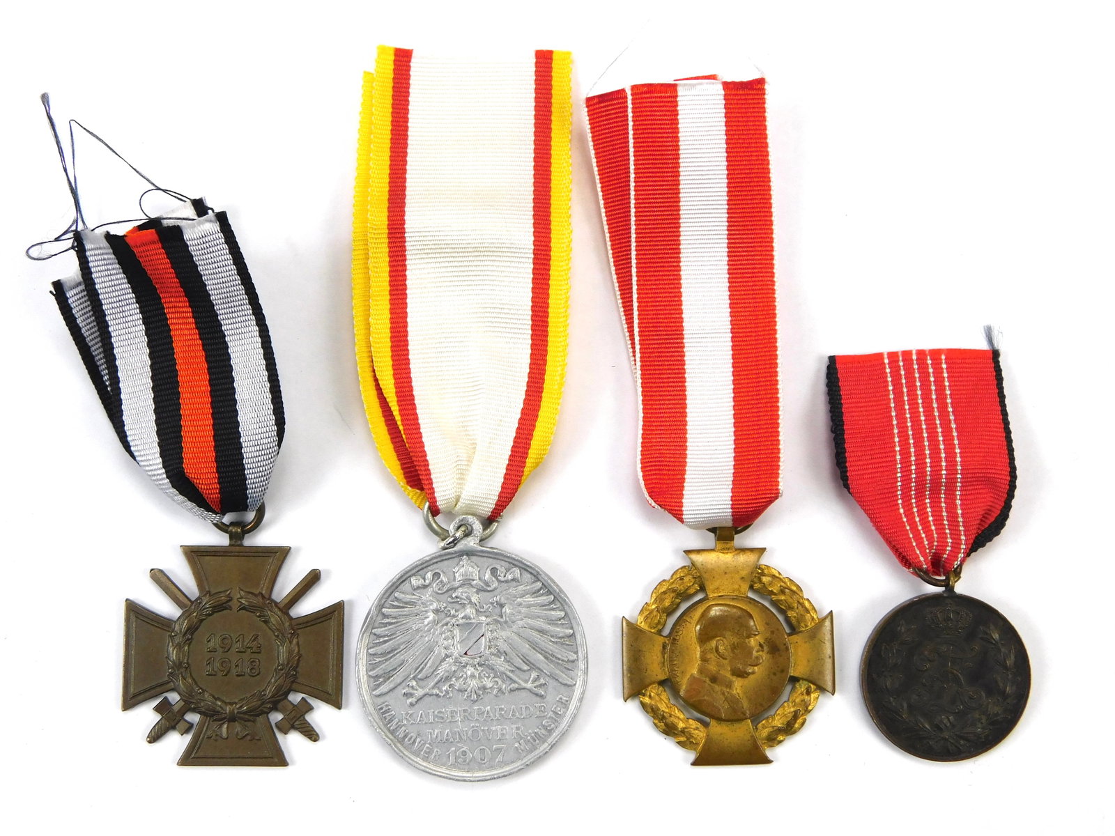 Antique German Austrian WW1 Set of 4 Medal Order Badge Award (1 of 10)