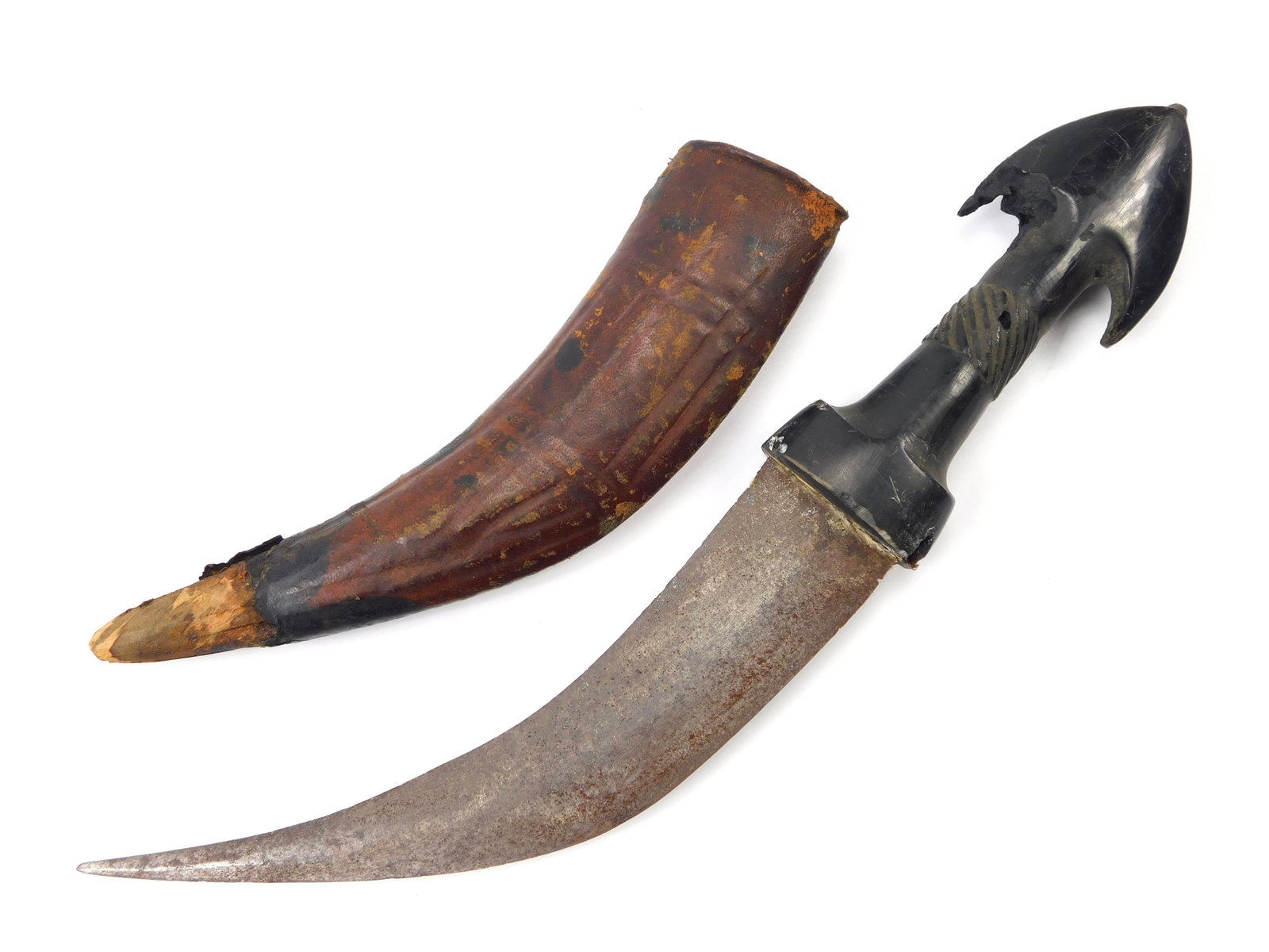 Antique Jambia Curved Blade Fighting Knife w/ Scabbard: Antique Jambia Curved Blade Buffalo Horn Handle Fighting Knife with Scabbard. 10 3/8" long with 6" blade. No international shipping for this item.