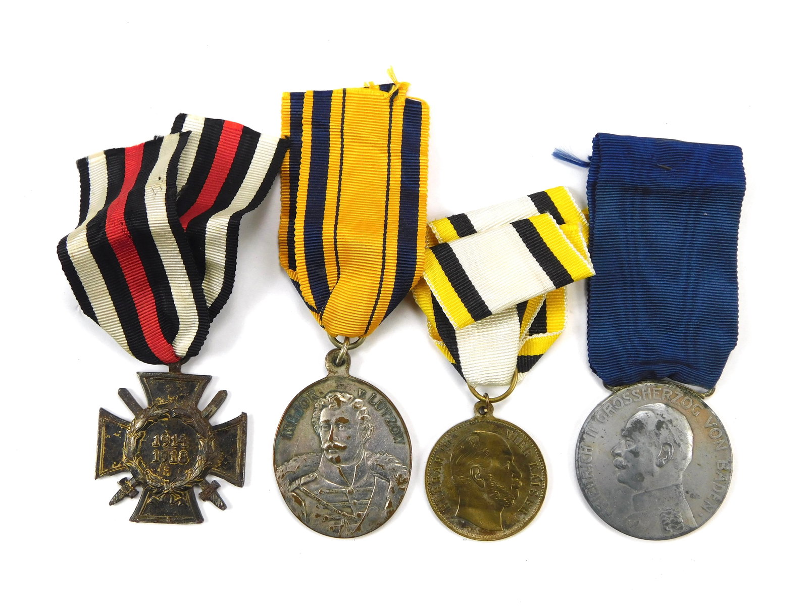 Antique German Austrian WW1 Set of 4 Medal Order Badge Award (1 of 10)