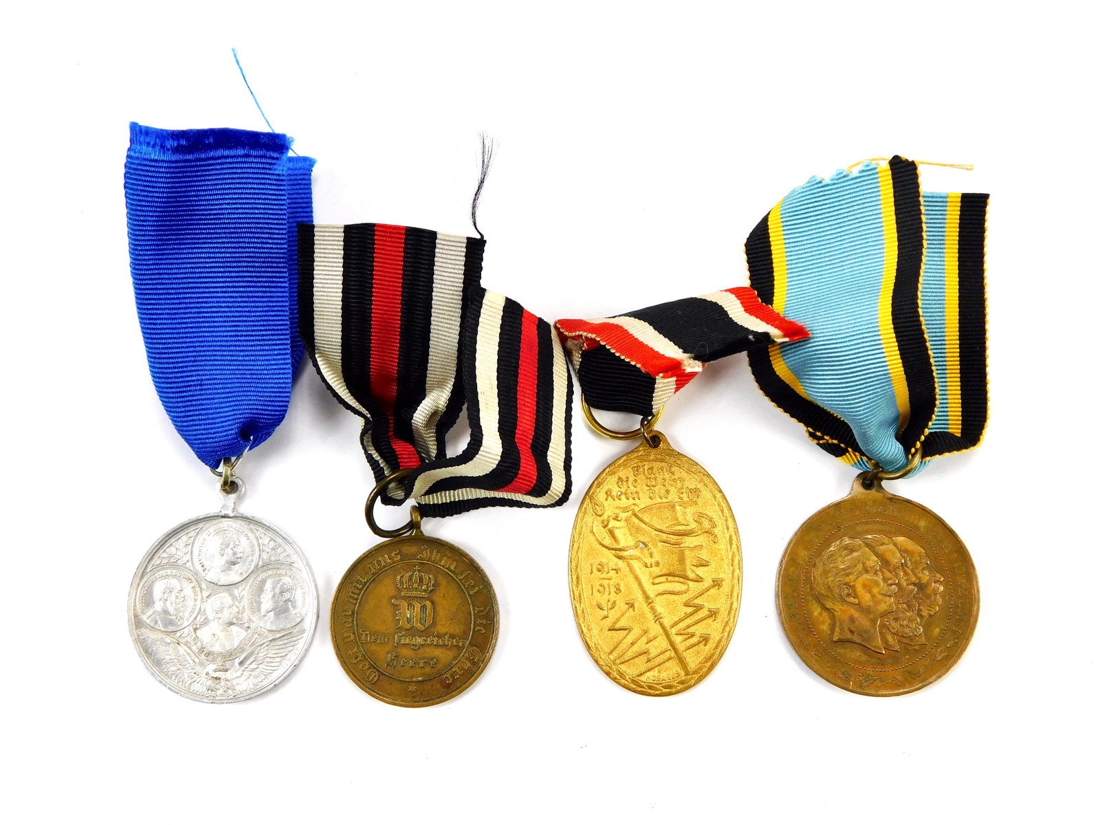 Antique German Austrian WW1 Set of 4 Medal Order Badge Award (1 of 10)