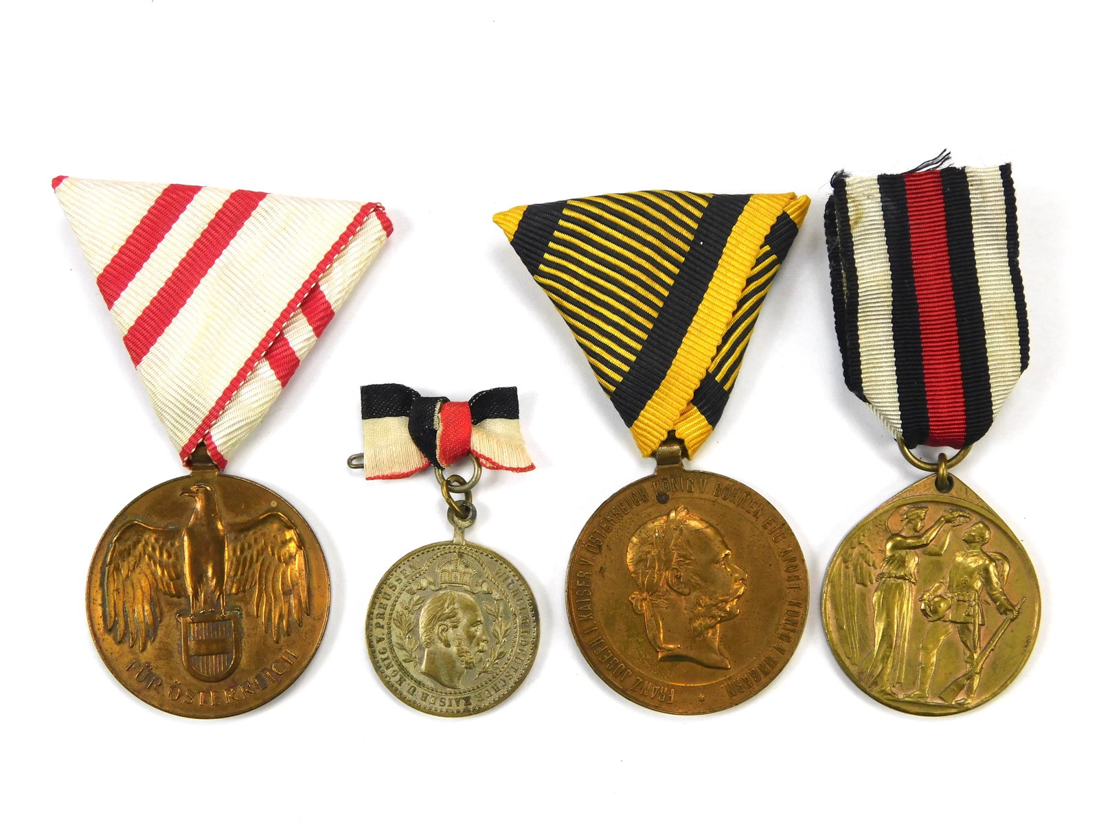Antique German Austrian WW1 Set of 4 Medal Order Badge Award (1 of 10)