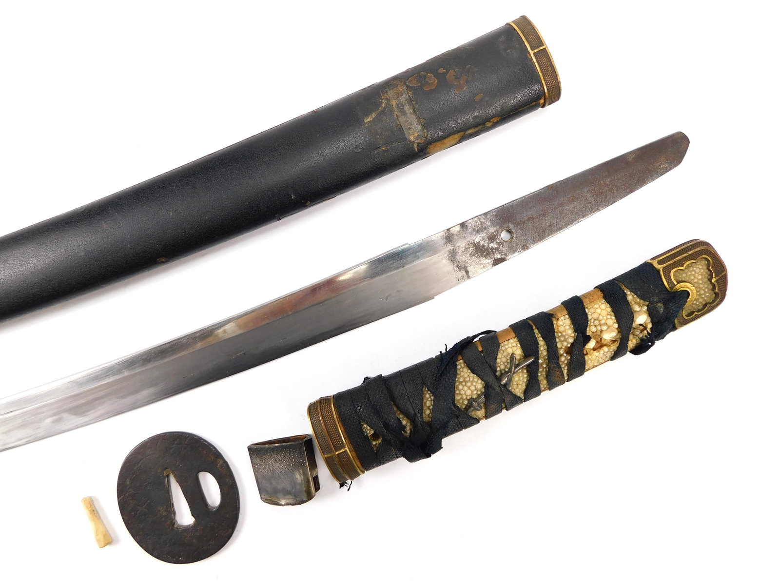 Antique Old Japanese Japan Wakizashi Short Sword w/ Scabbard: Antique Japanese Wakizashi Short Sword with Scabbard. 27 1/2" total length. The blade is 20 1/4".