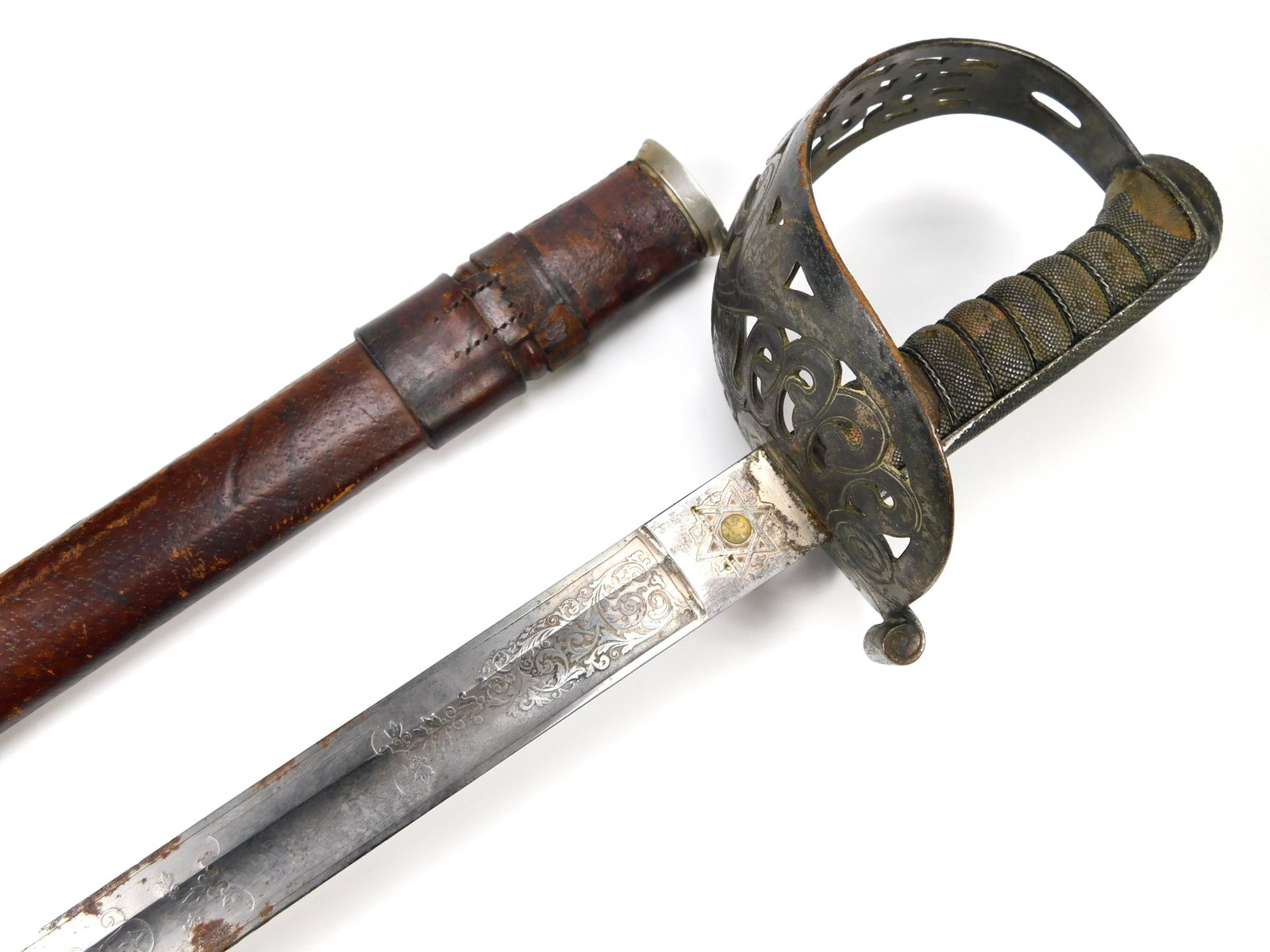 British Canadian Canada WW1 R. J. Inglis Engraved Officer's Sword w/ Scabbard: British Canadian WW1 R. J. Inglis Engraved Officer's Sword with Scabbard. Solid, no loose parts. 40" total length. The blade is 34". No international shipping for this item.