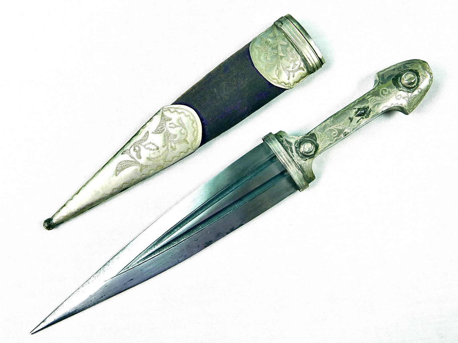 Middle East Russian Caucasian Turkish Kindjal Knife (1 of 20)