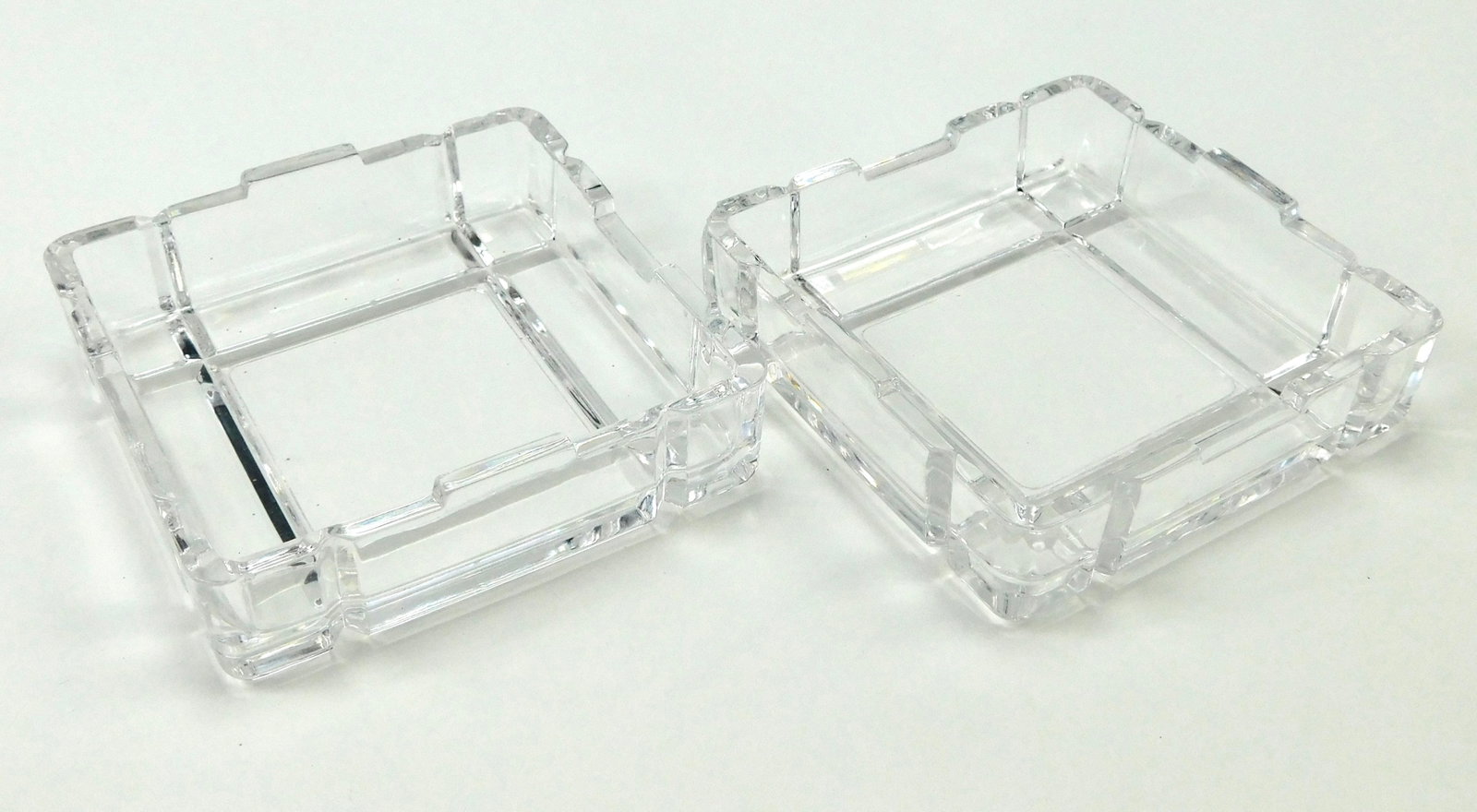 Set of 2 Vintage Heavy Clear Crystal Square Ashtrays Geometric Block Cut Glass 4.25" (1 of 5)