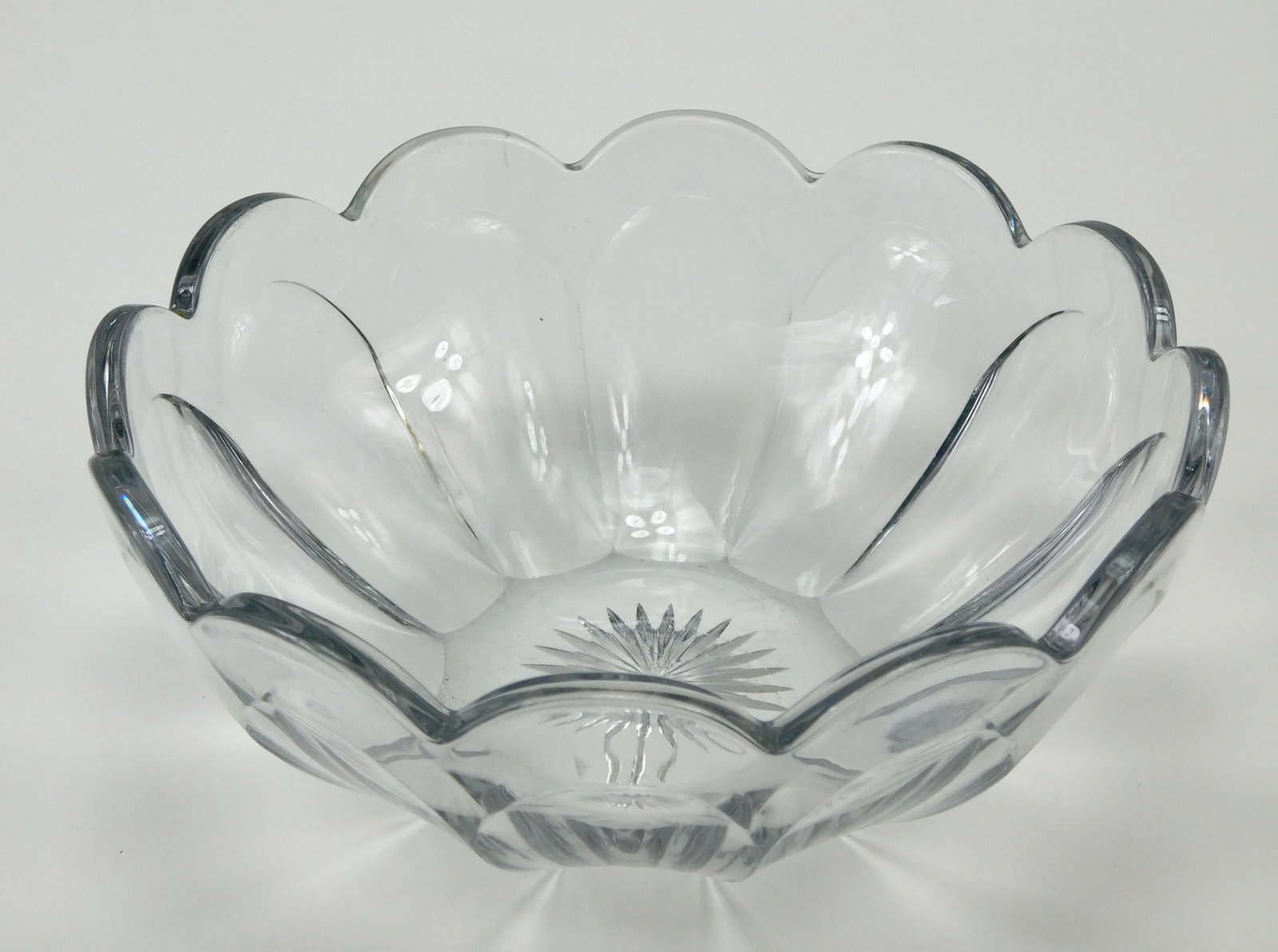 Vintage Heisey Clear Glass Scalloped Serving Fruit Bowl Diamond H Mark (1 of 6)