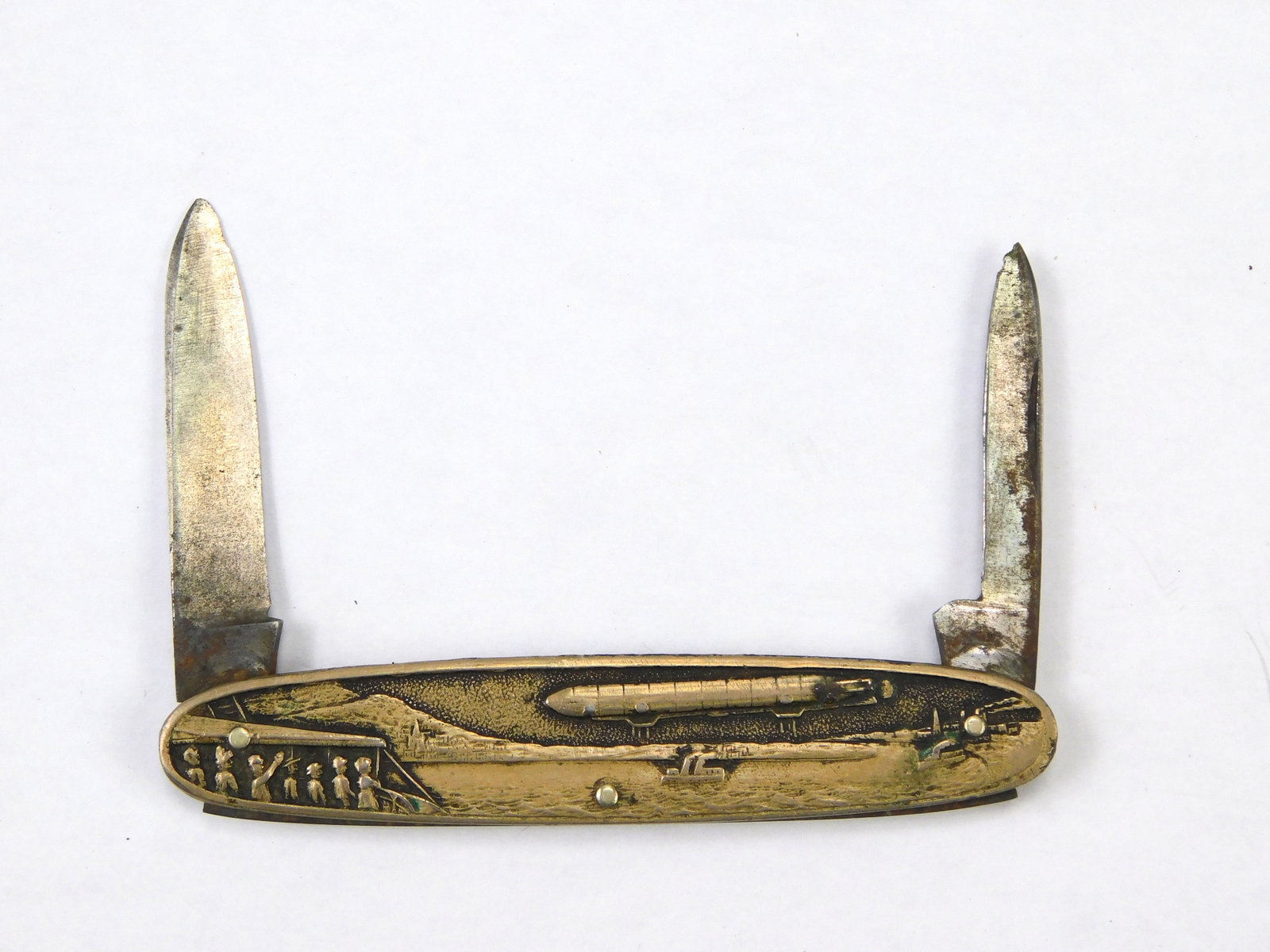 Antique Imperial German Graf Zeppelin Commemorative Folding Pocket Knife: Imperial German Graf Zeppelin Commemorative Folding Pocket Knife. Measurements are pictured.