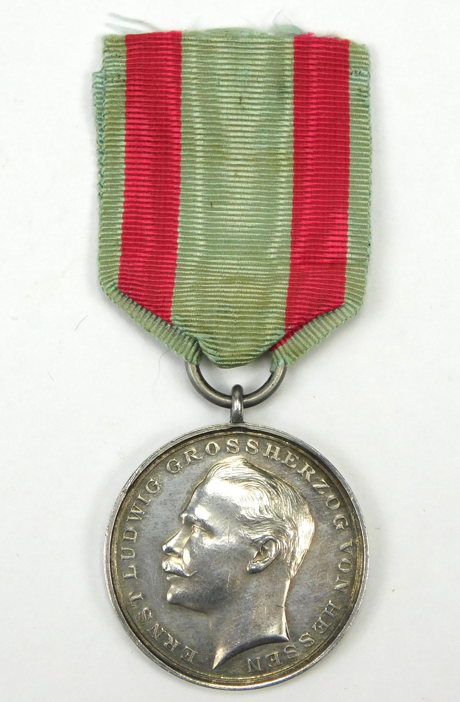 WWI Imperial German Hesse Darmstadt Ernst Ludwig Für Tapferkeit Bravery Medal: In House Shipping. Original WWI Imperial German General Honor Decoration for Bravery, Allgemeines Ehrenzeichen Für Tapferkeit, from the Grand Duchy of Hesse. Obverse features the left-facing port