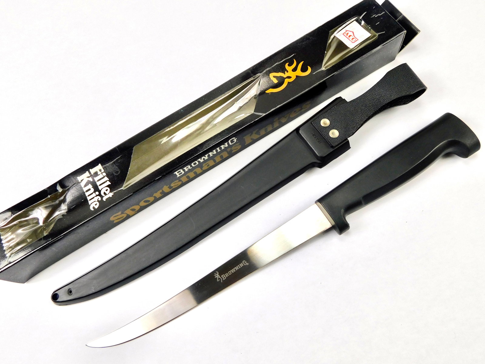 Vintage Japan Made Browning Sportsman Model 910 Fish Fillet Knife w/ Sheath Box: Vintage Japan Made Browning Sportsman Model 910 Fish Fillet Knife with Sheath and Box. The knife is solid, with no loose parts. New old stock. Size: 13" total length, the blade is 8".