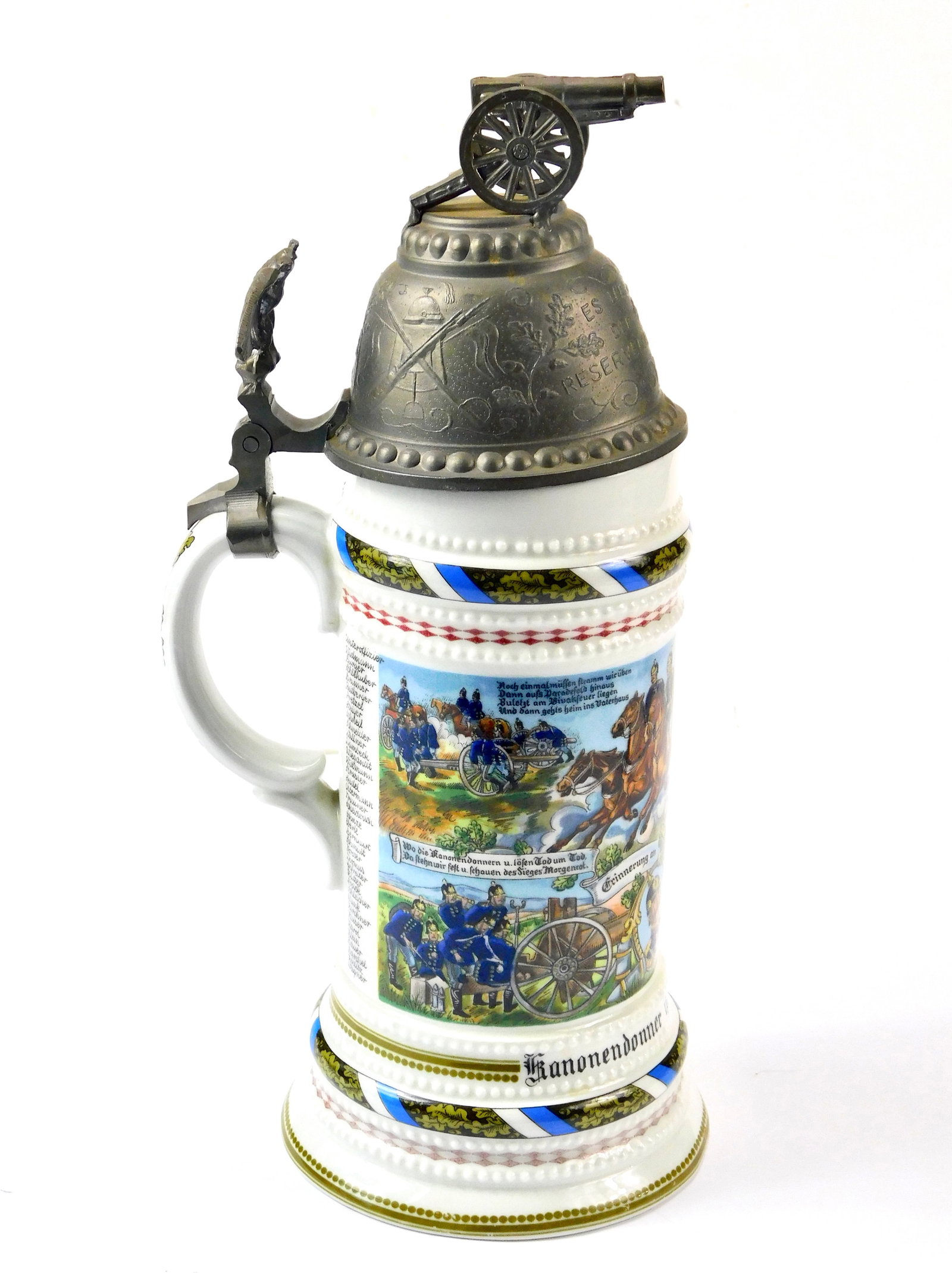 Vintage Germany WW1 Military Regimental Style Porcelain Lid Beer Stein Mug: Vintage Germany WW1 Military Regimental style Porcelain Lidded Beer Stein. 11 1/2" tall. The lid doesn't close properly.