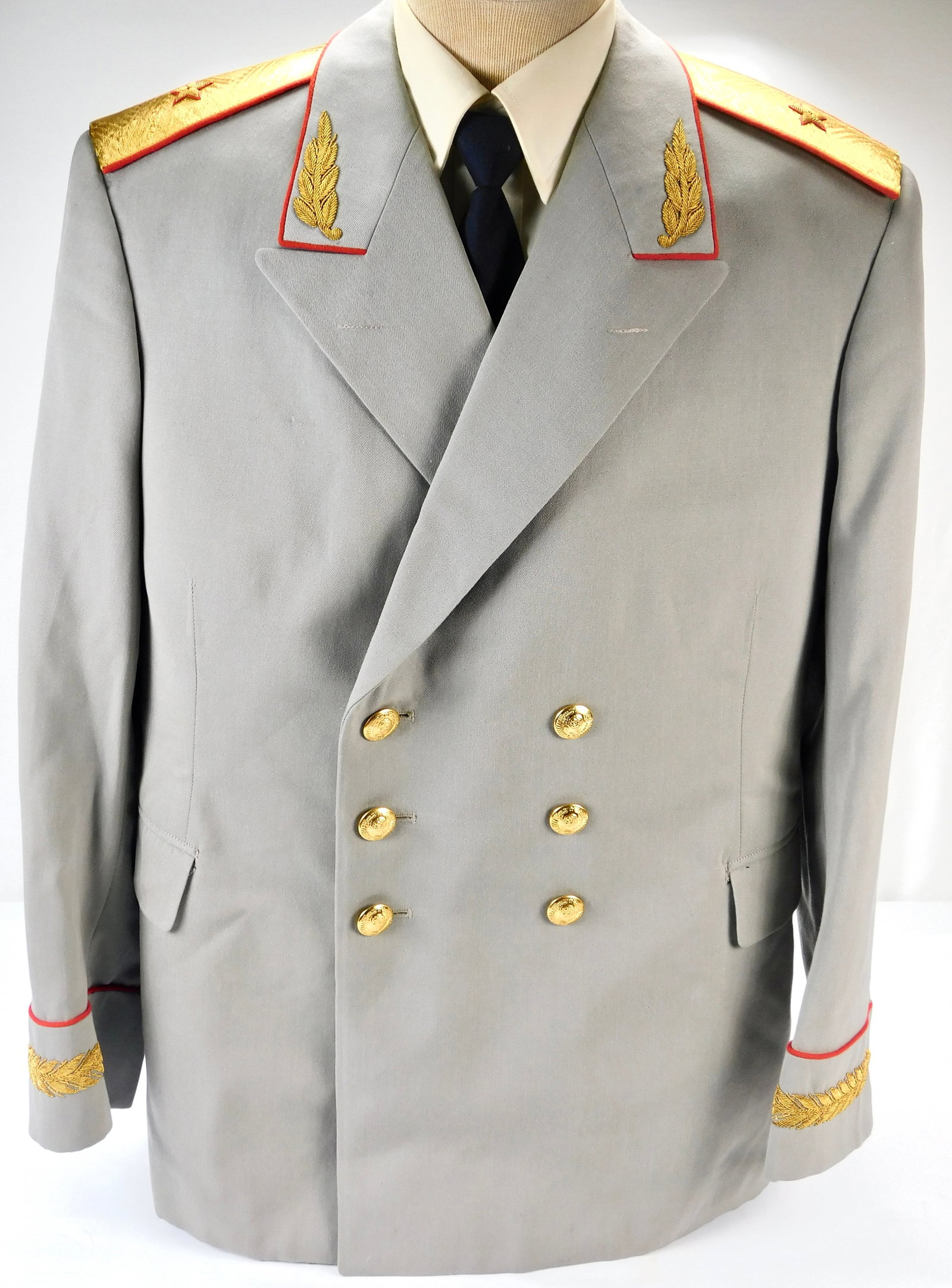 Vintage Soviet Russian Russia USSR General Tunic Uniform Jacket: Vintage Soviet Russian General Tunic. Has some strong old age odor. Display stand, shirt, and tie are not included.