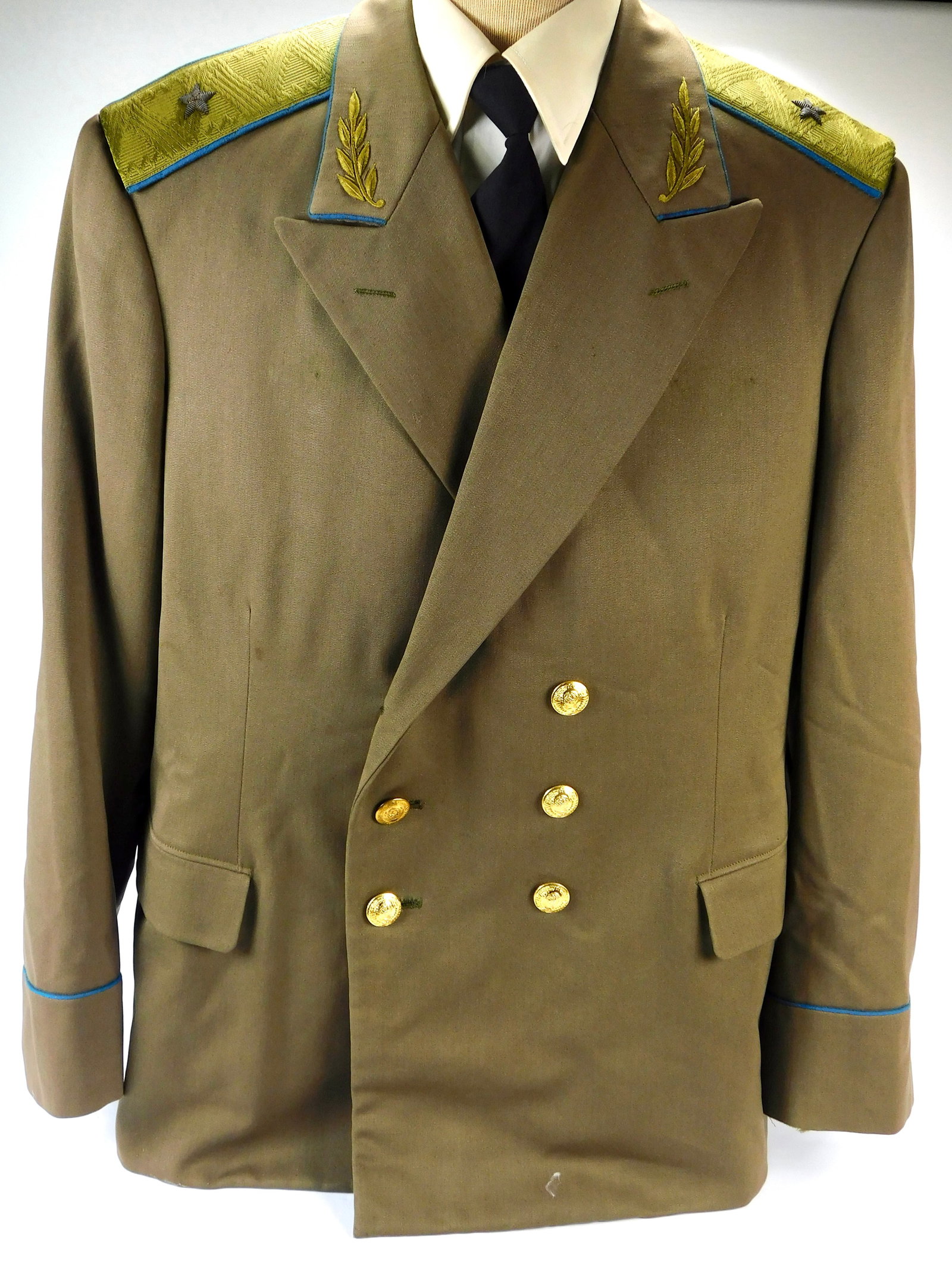 Vintage Soviet Russian Russia USSR Major General Tunic Coat Uniform: Vintage Soviet Russian Major General Tunic. Has some strong old age odor. Display stand is not included.
