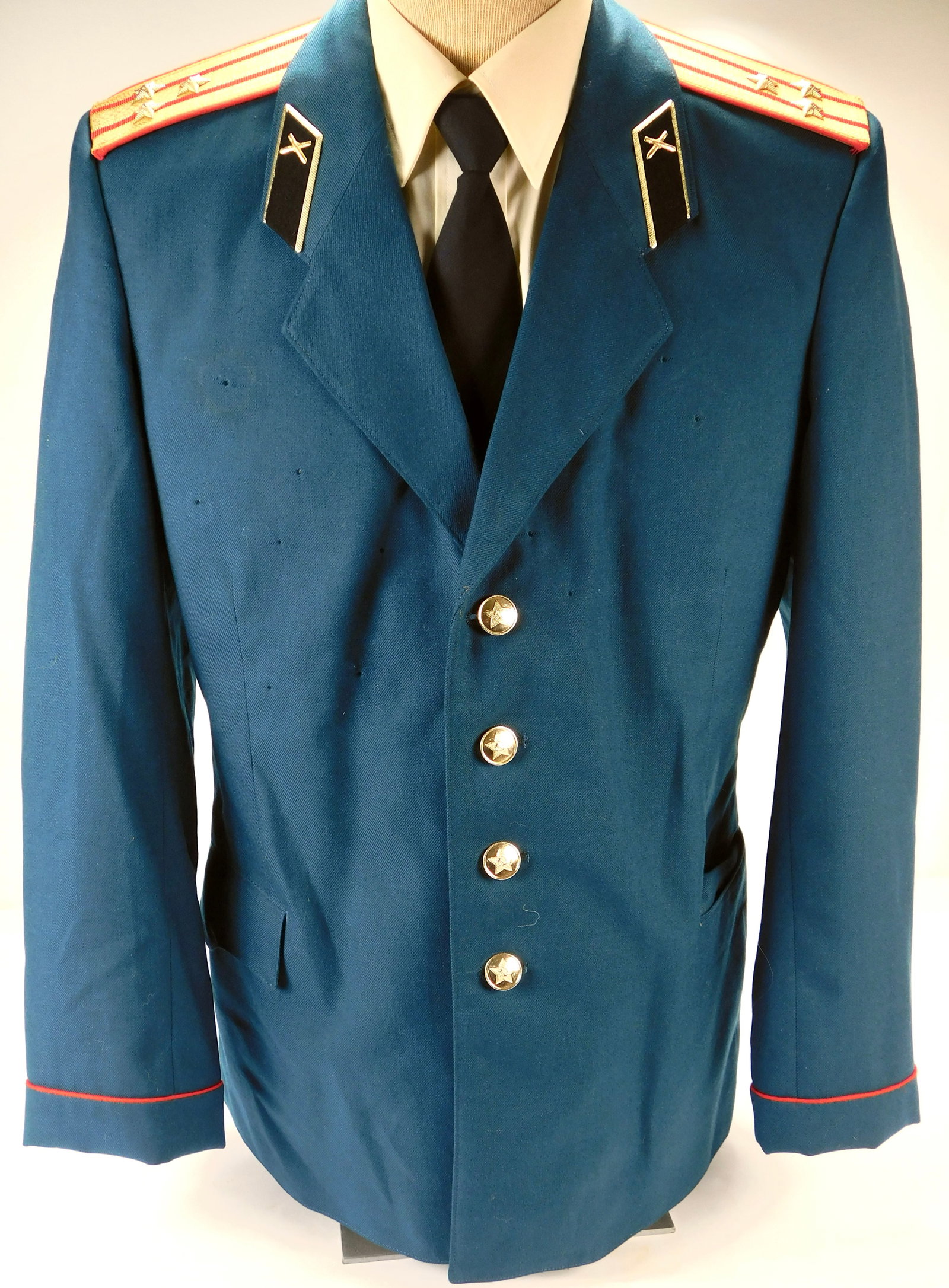 Vintage Soviet Russian Russia USSR Artillery Colonel Tunic Jacket Coat Uniform: Vintage Soviet Russian Artillery Colonel Tunic. Has some strong old age odor. Display stand is not included.