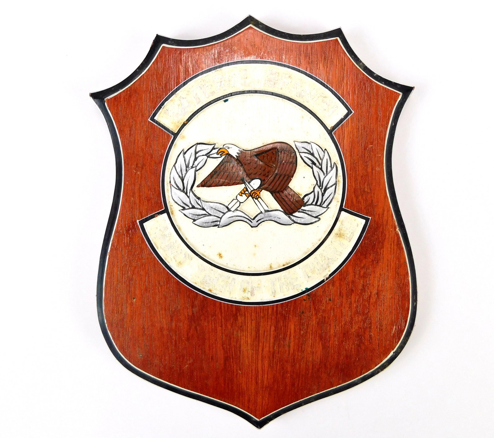Vintage US Military Wall Plaque Wood Eagle Presentation (1 of 6)