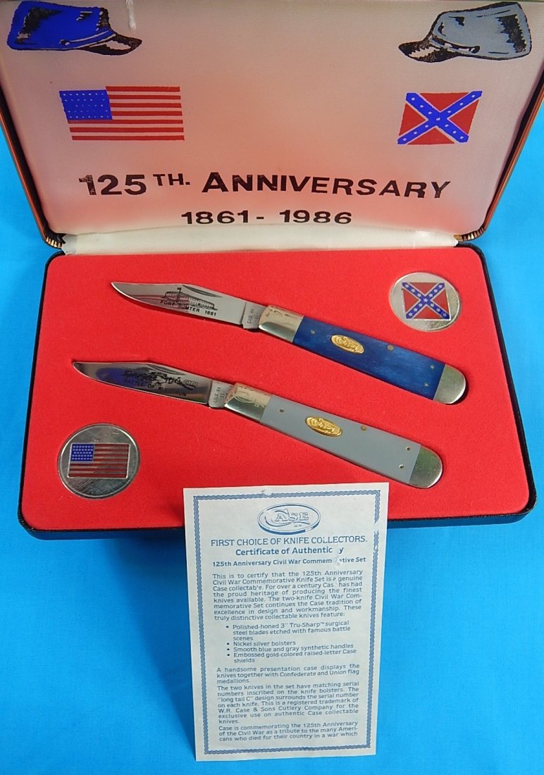 '86 CASE XX Limited 125 ANNIV. Civil War Folding Knife: Vintage US CASE XX Limited Edition Set of 2 Civil War Commemorative Folding Pocket Knives with original box and certificate. #1492. Size: 7 1/4" total length, 4 1/8" closed each.