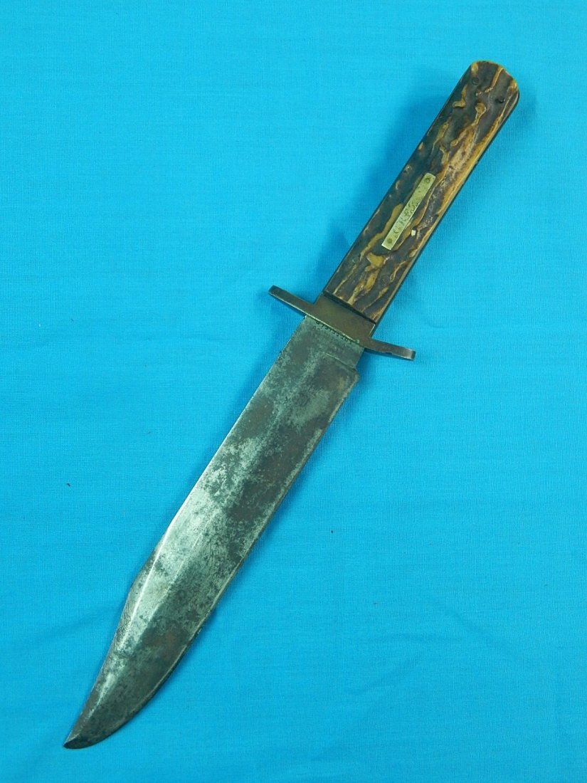 Antique British Sheffield Manhattan Cutlery Stag Knife: NO BUYER"S PREMIUM! (BUYER"S PREMIUM 0%).Antique British Sheffield Manhattan Cutlery Hunting Knife. No Sheath. Stag horn handle. Size: 11 1/4" long with 7" blade.We accept payment by check or money or