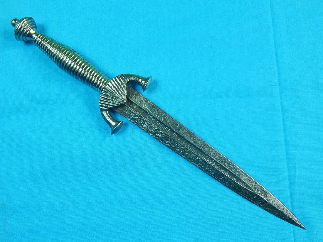 Spanish Spain Antique 19 Century 1882 Knife Dagger: NO BUYER"S PREMIUM! (BUYER"S PREMIUM 0%). Original Spanish 19 Century 1882 Dated Hunting Fighting Knife. No sheath.12" total length. The blade is 7 1/2". We accept payment by check or money orders.Pay