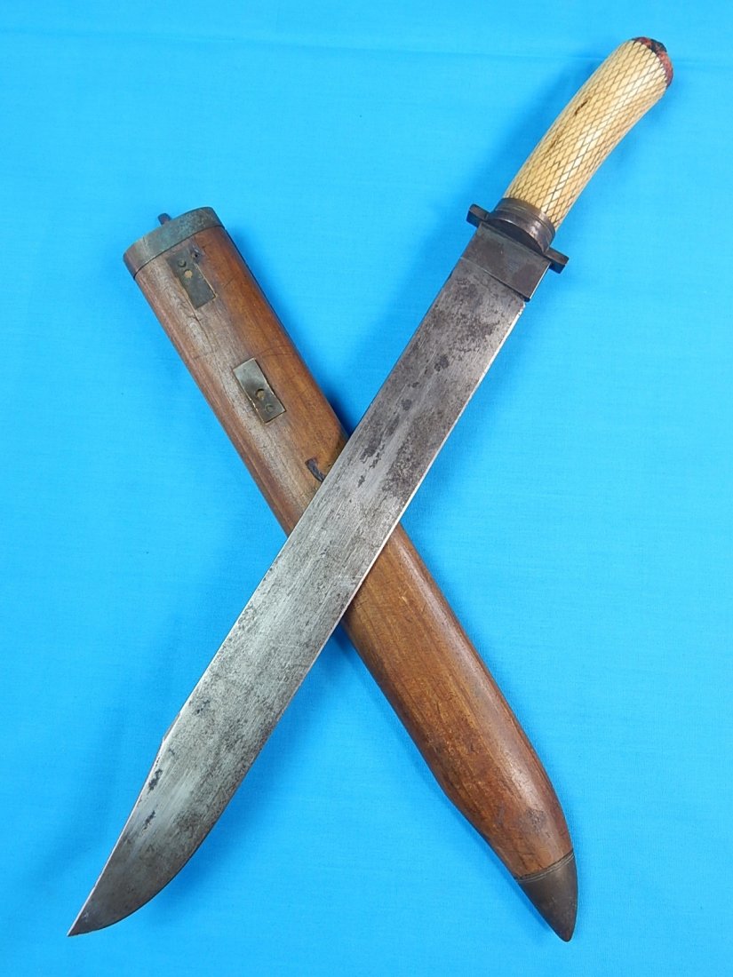 Antique British English India Indian Large Knife Sword: NO BUYER"S PREMIUM! (BUYER"S PREMIUM 0%).Antique British India 19 Century Large Fighting Knife with Wooden Scabbard. Ox bone handle. Unmarked. Size: 18 1/8" long with 13 1/2" blade.We accept payment b