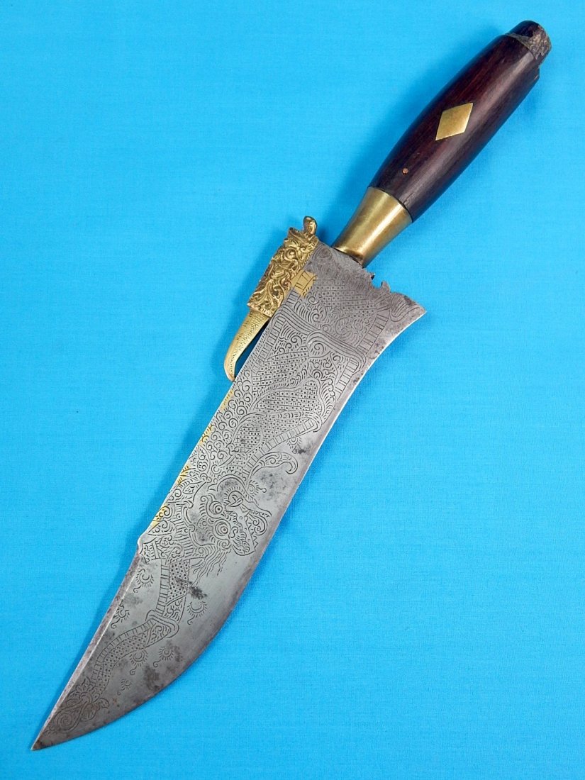 Antique Middle East Huge Bowie Engraved Huge Knife: NO BUYER"S PREMIUM! (BUYER"S PREMIUM 0%).Antique 19 Century Middle Eastern / Turkish ? Huge Bowie Fighting Knife. Beautifully engraved blade. No sheath. Size: 15 1/4" long with 9 3/4" blade.We accept