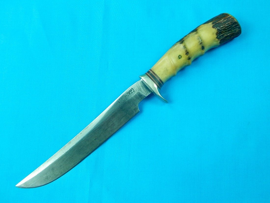 RARE 1940's Custom Made RANDALL 3 7 Pinned Stag Knfe: NO BUYER"S PREMIUM! (BUYER"S PREMIUM 0%). RARE US Circa 1940's Custom Hand Made RANDALL 3 7 Pinned Stag Hunting Knife. No sheath. Size: 11 1/2" long with 6 7/8" blade. We accept payment by check or mo