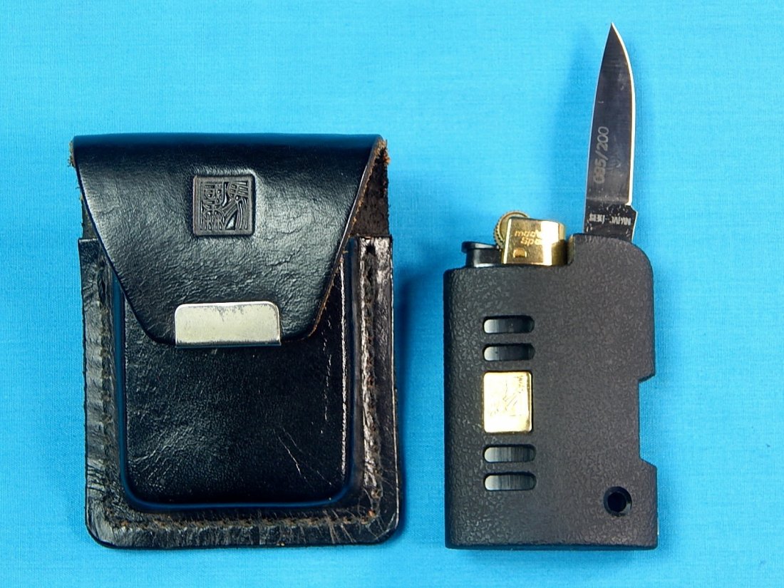 AL MAR Japan Limited Folding Pocket Knife Lighter: NO BUYER"S PREMIUM! (BUYER"S PREMIUM 0%).Pre-Production Limited Edition AL MAR Seki Japan Folding Pocket Knife with Lighter. Low serial #85 out of 200. With original leather sheath. Lighter is working