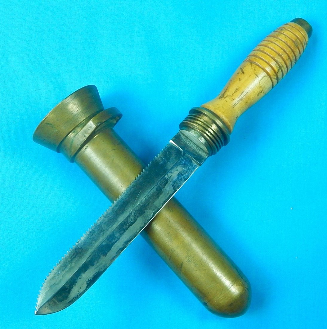 US WW2 KA-BAR KABAR Union Cutlery Deep Sea Diving Knife: NO BUYER"S PREMIUM! (BUYER"S PREMIUM 0%). US WW2 KA-BAR Union Cutlery Deep Sea Diving Knife with Scabbard. Size: 12 7/8" long with 6 7/8" blade.We accept payment by check or money orders.Pay Pal and b