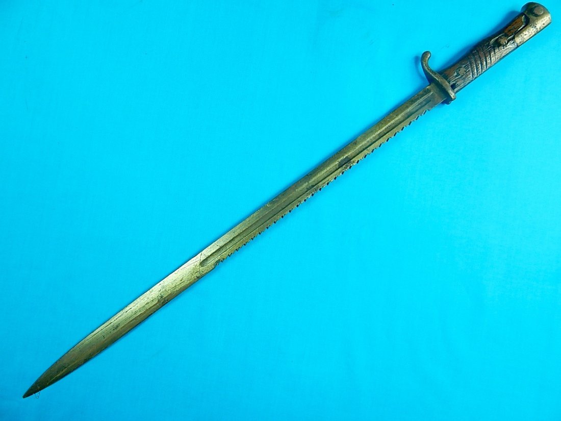 RARE German WW1 M1898 Mauser K98 Saw Back Bayonet Knife: NO BUYER"S PREMIUM! (BUYER"S PREMIUM 0%).Original RARE German WW1 Model 1898 Mauser K98 Saw Back Bayonet. No scabbard.25 5/8" total length. The blade is 20 3/8".We accept payment by check or money ord