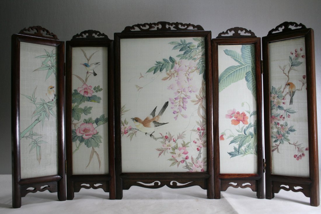 Chinese Flower and Bird Table Screen: Chinese Flower and Bird Table Screen, 20.75" wide, 12.5" high