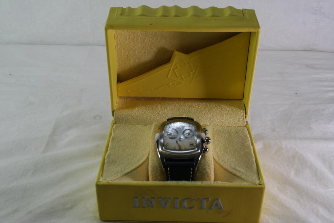 Invicta Gentleman's Quartz Swiss Movement Stop Watch: Invicta Gentleman's Quartz Swiss Movement Stop Watch