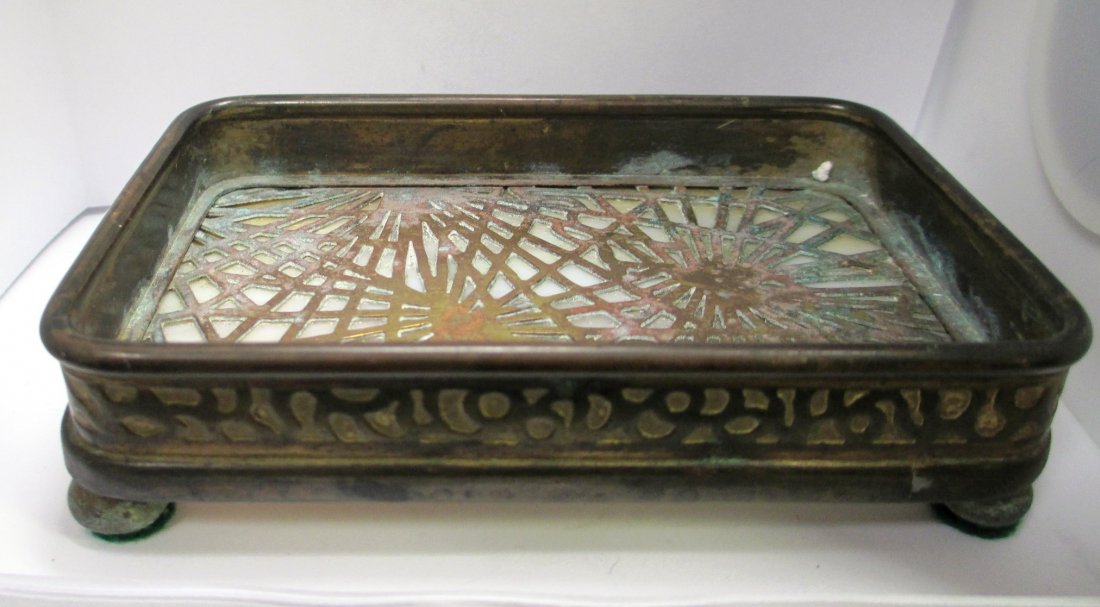 ANTIQUE TIFFANY STUDIOS SILVER SOAP DISH: Stamped on Bottom Tiffany Studios New York numbered 978 Silver Filigree Lattice design Soap Dish. Silver surrounds Porcelain Base. 148.4 Grams. Measures 4\" Long x 2 3/4\" Wide