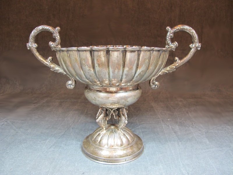 Antique Spanish silver 915 centerpiece: Antique Spanish silver 915 centerpiece, marked, weight: 390 grams. 9 3/8” H x 12 1/2” W. Shipping in USA is $ 40.00. International bidders ask for shipping before bid.