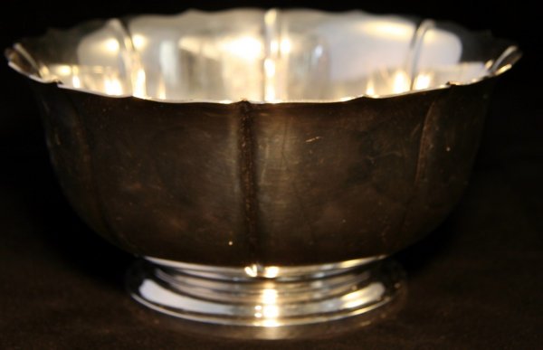 Jensen Dublin Sterling Bowl: Jensen sterling Dublin pattern bowl, marked U.S.A., Georg Jensen Inc., sterling, 3408, Dublin Pattern, height 4 1/4, width 9 inches, approx. 27.2 ounces, (US not troy)