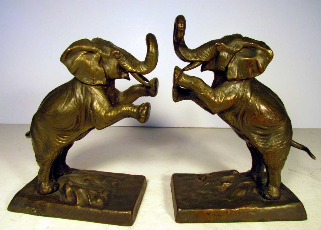 Jennings Brothers Elephants Bookends: Jennings Brothers elephants, marked JB, 2762, ht. 6