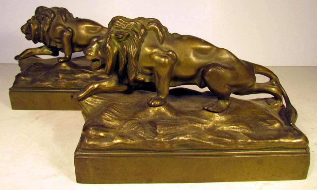 Jennings Brothers Lion Bookends: Jennings Brothers metal lion bookends, marked J.B., 2038, ht. 5 1/4, wd. 7 3/4